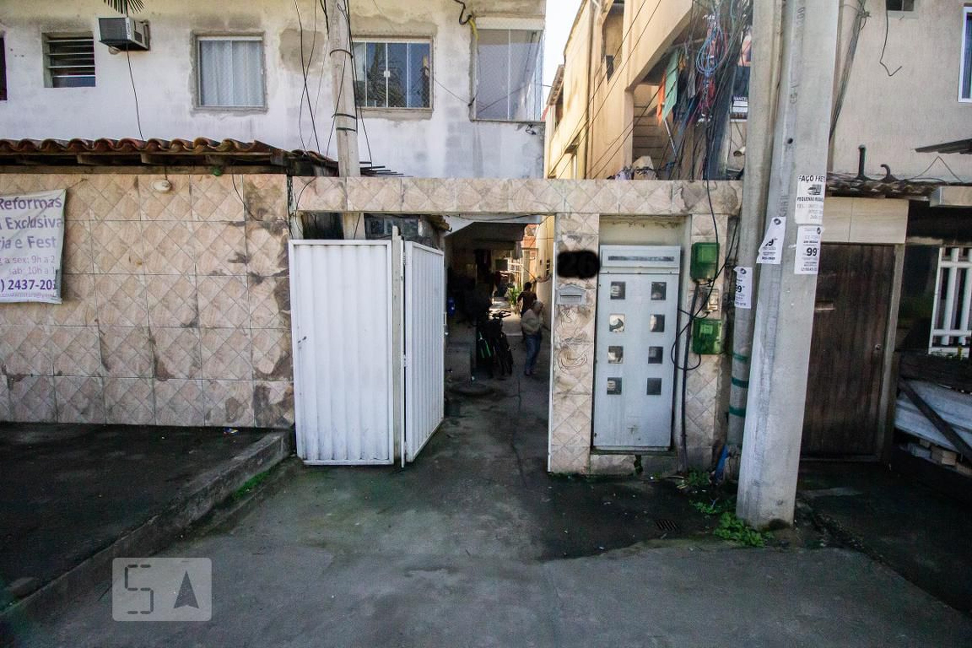 Fachada Condomínio em Rua Athos Bulcão, 26