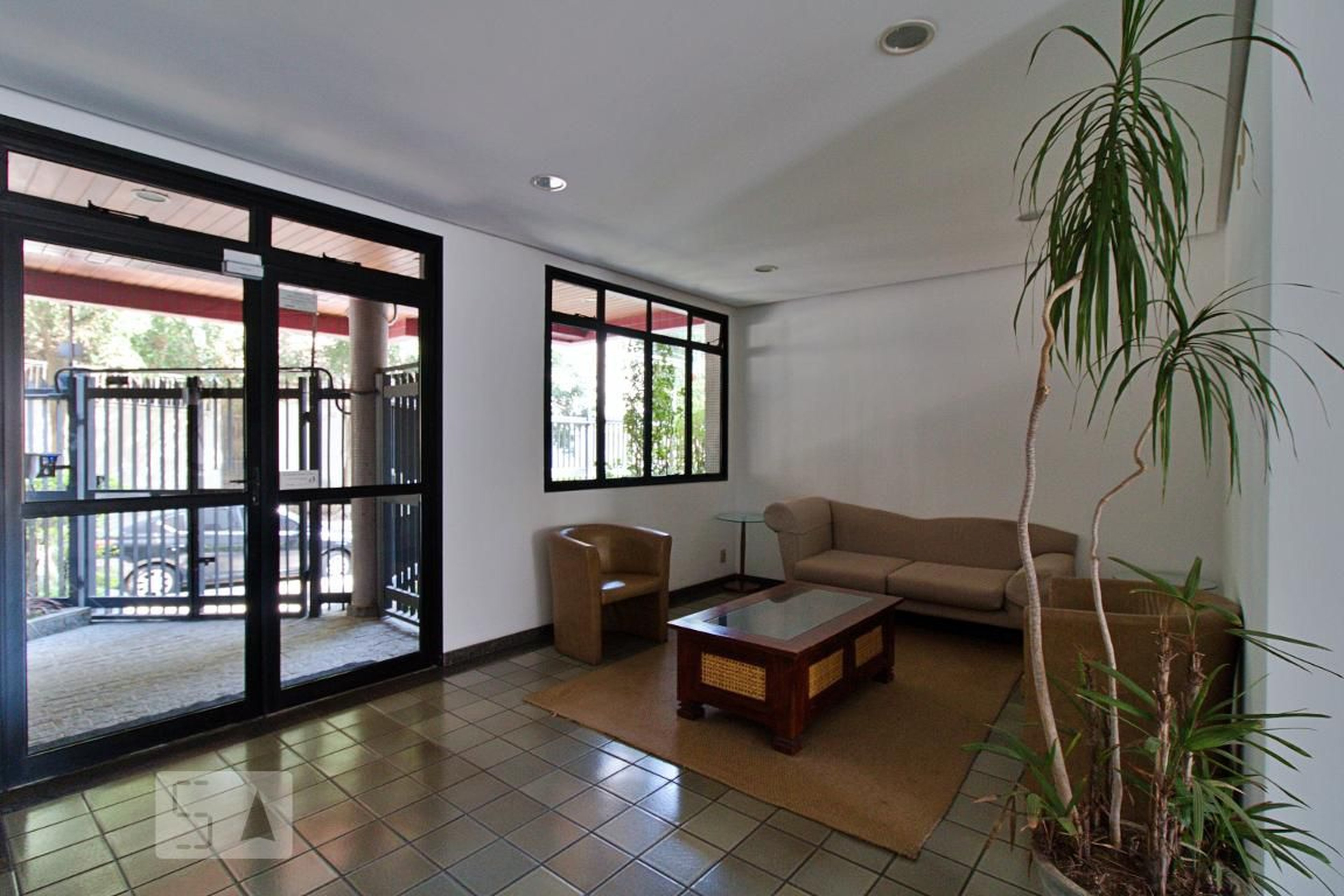Hall social - PLAZA VALENCIA