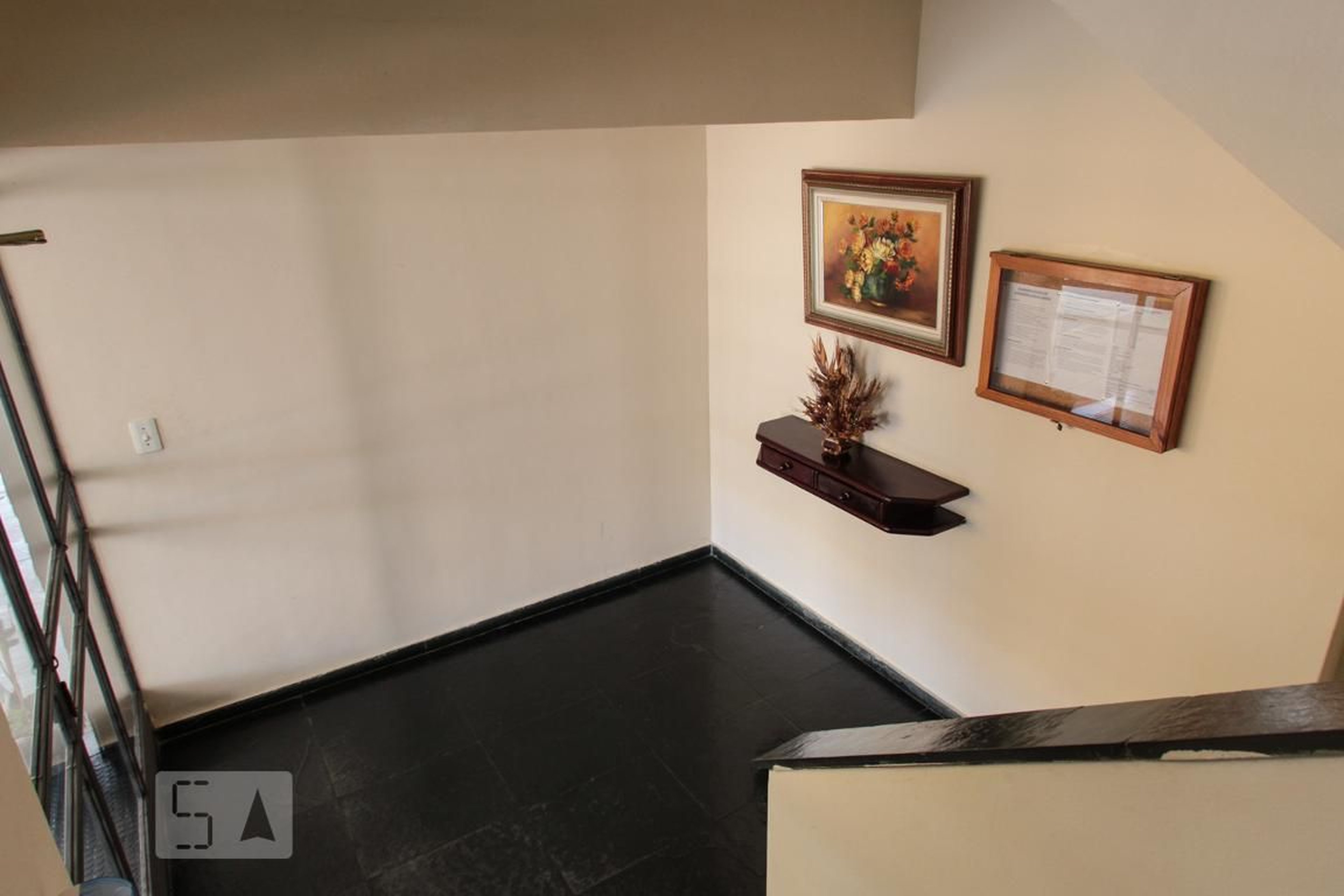 Hall de Entrada - Edifício :Miguel Baroni