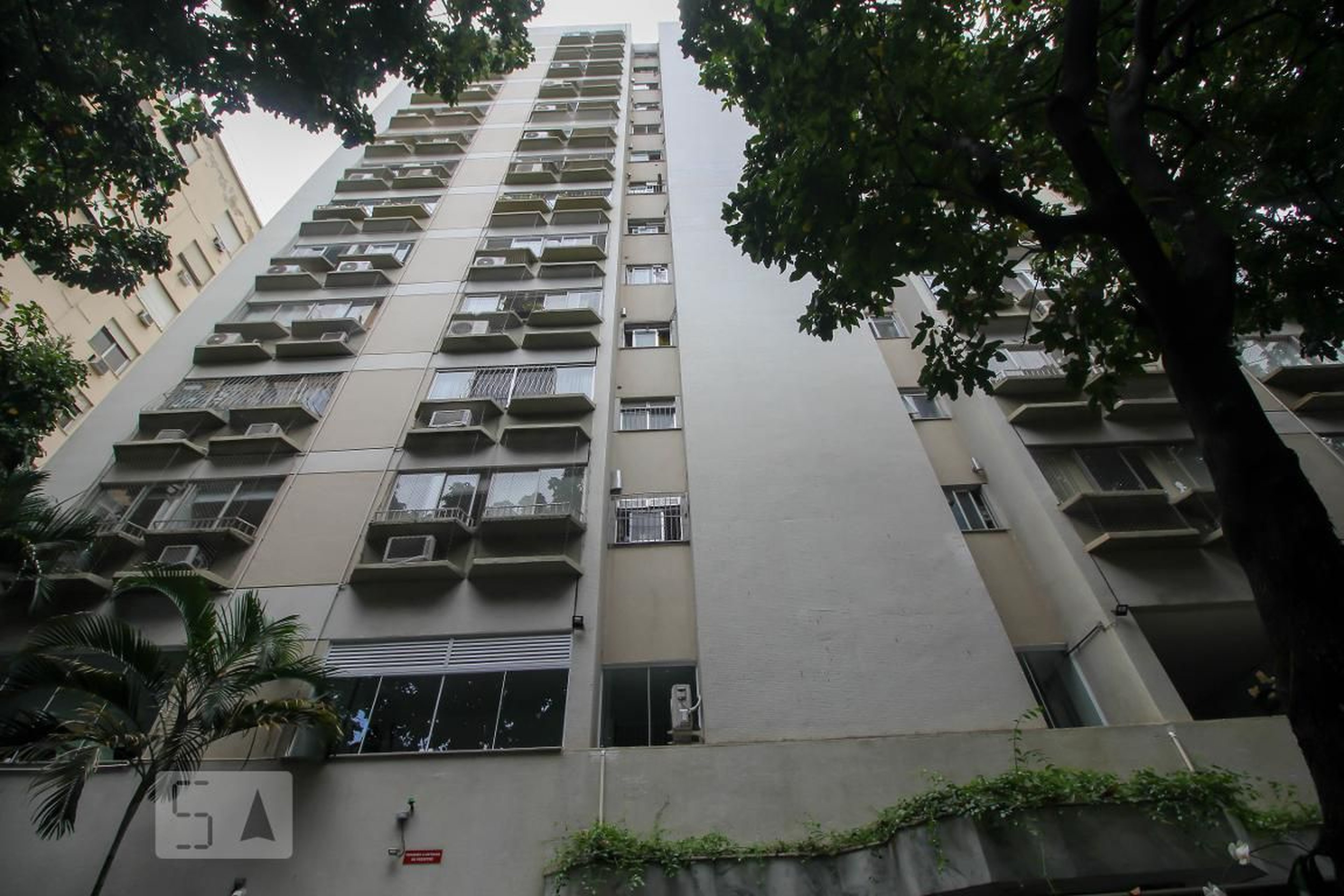 Fachada do Condomínio Condomínio 21 de Agosto