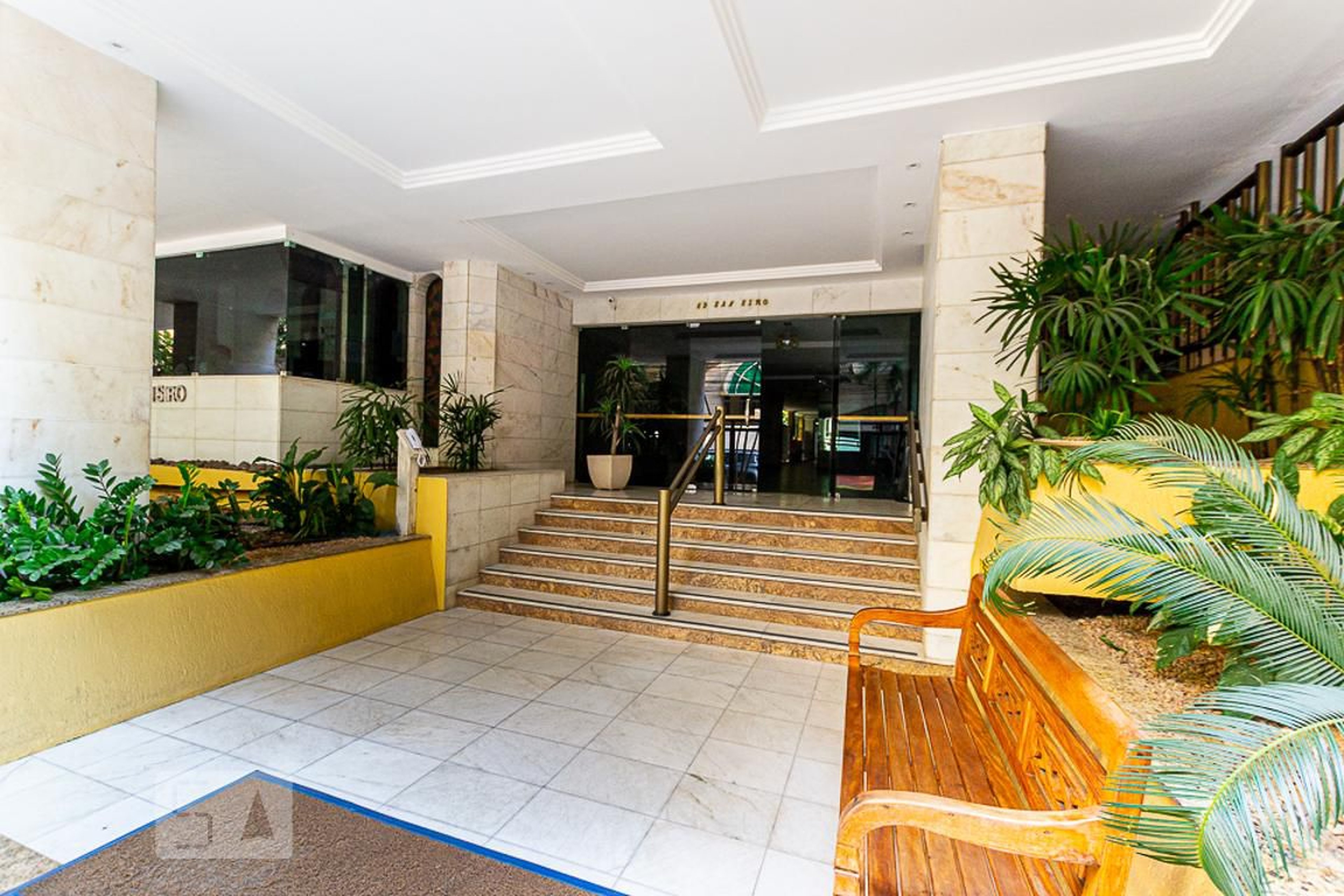 Entrada - Edifício San Siro