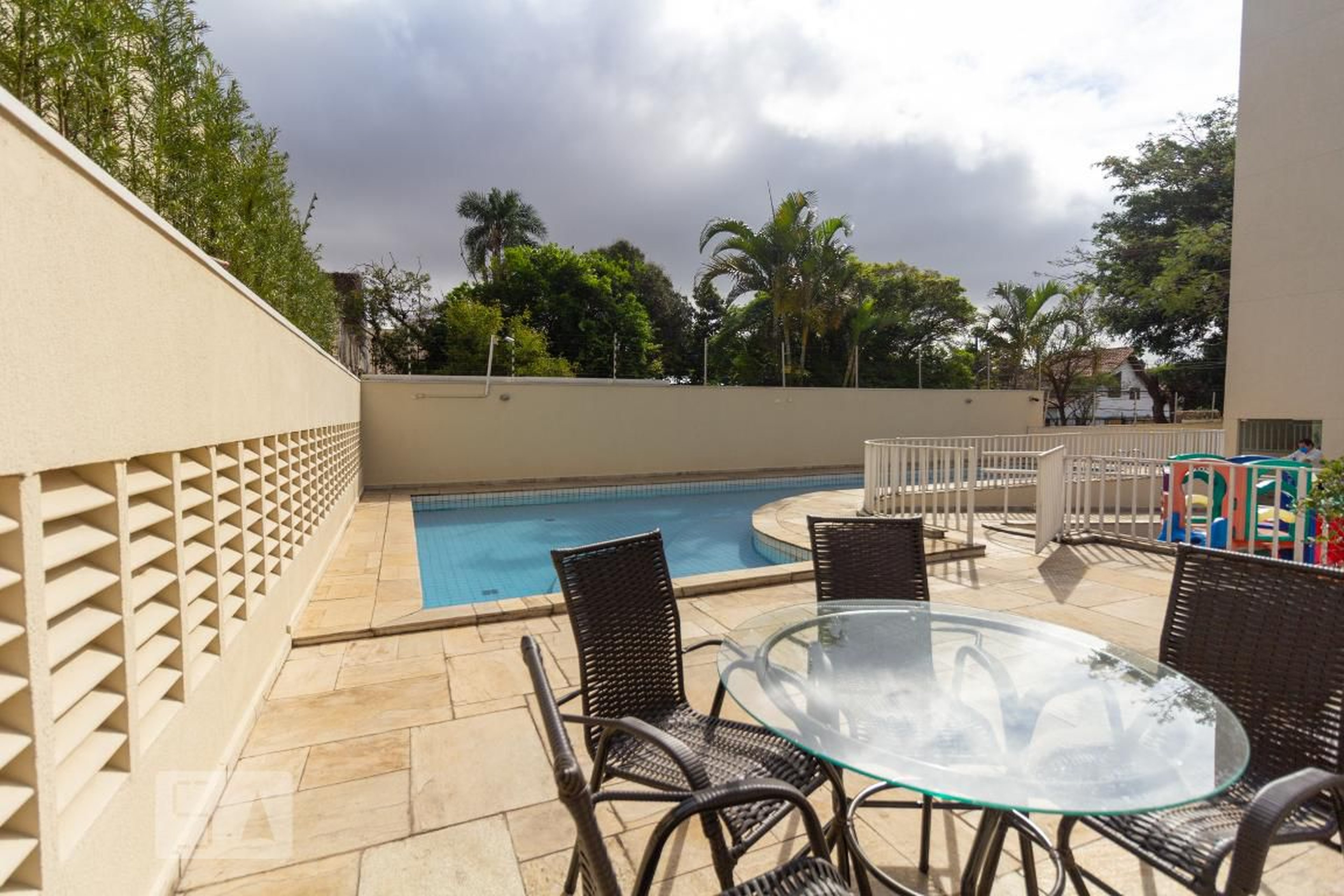 Piscina - Edifício São Pedro