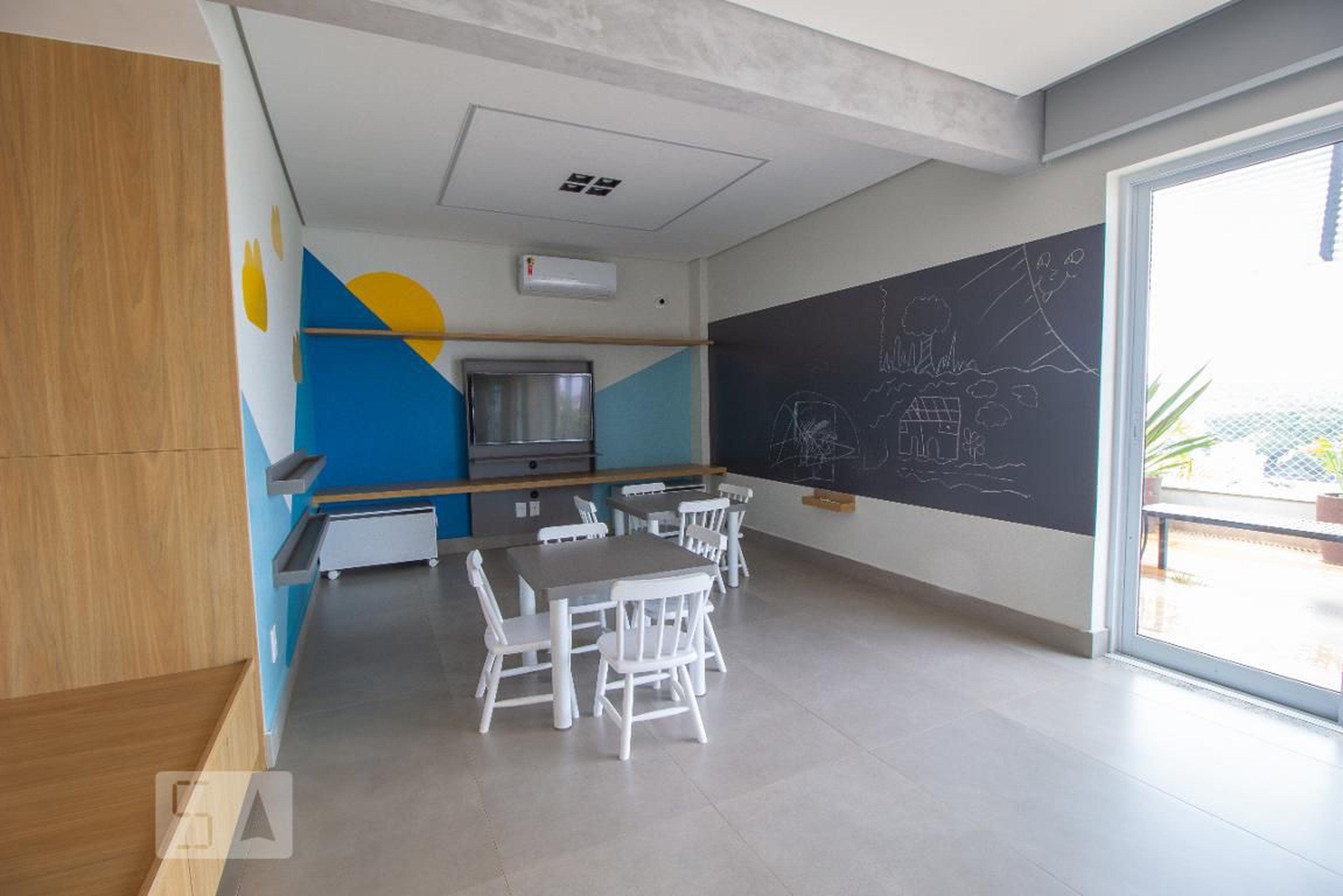 Academia - ADELANTE EMPREENDIMENTOS IMOBILIARIOS
