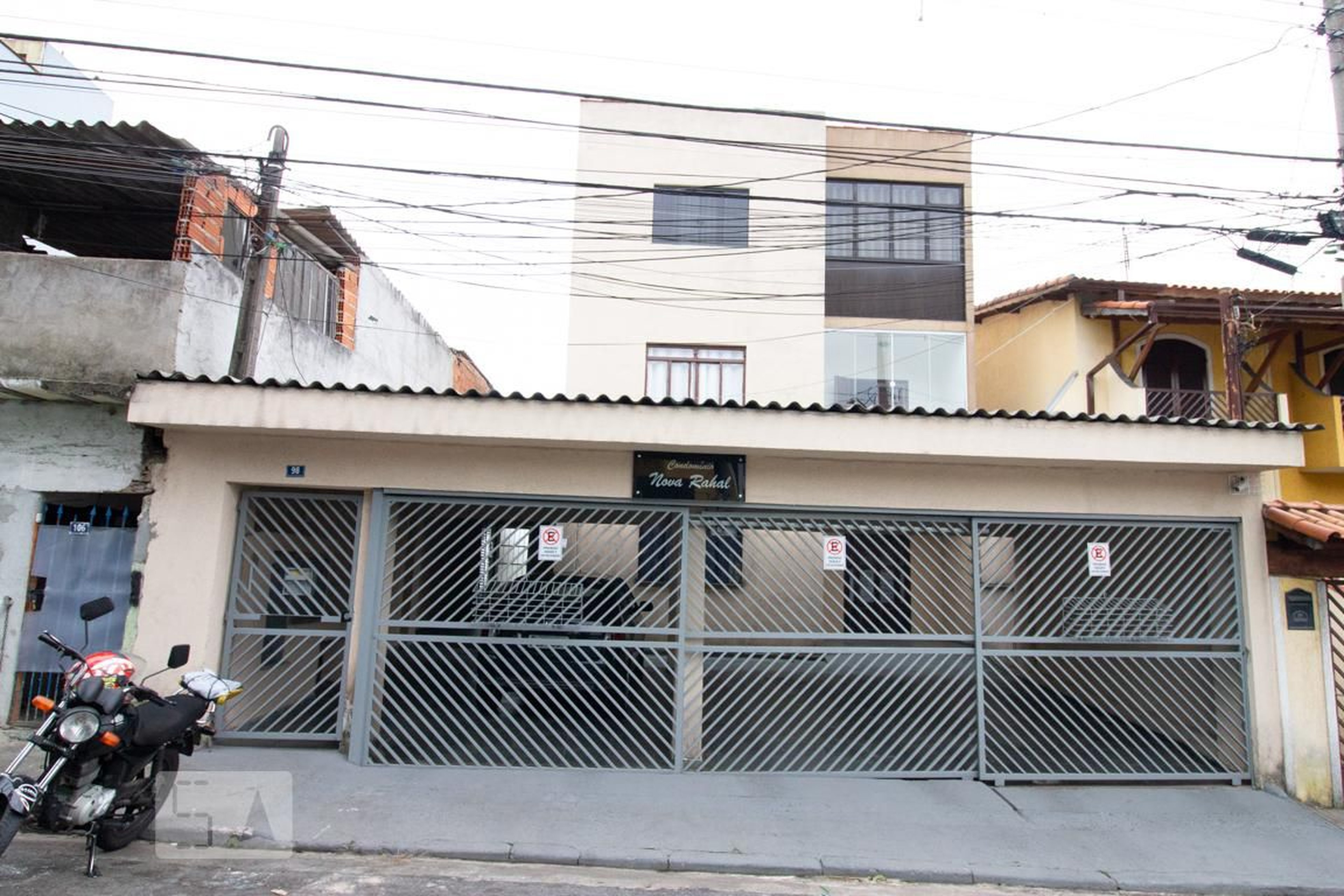 Fachada do Condomínio Condomínio Nova Rahal