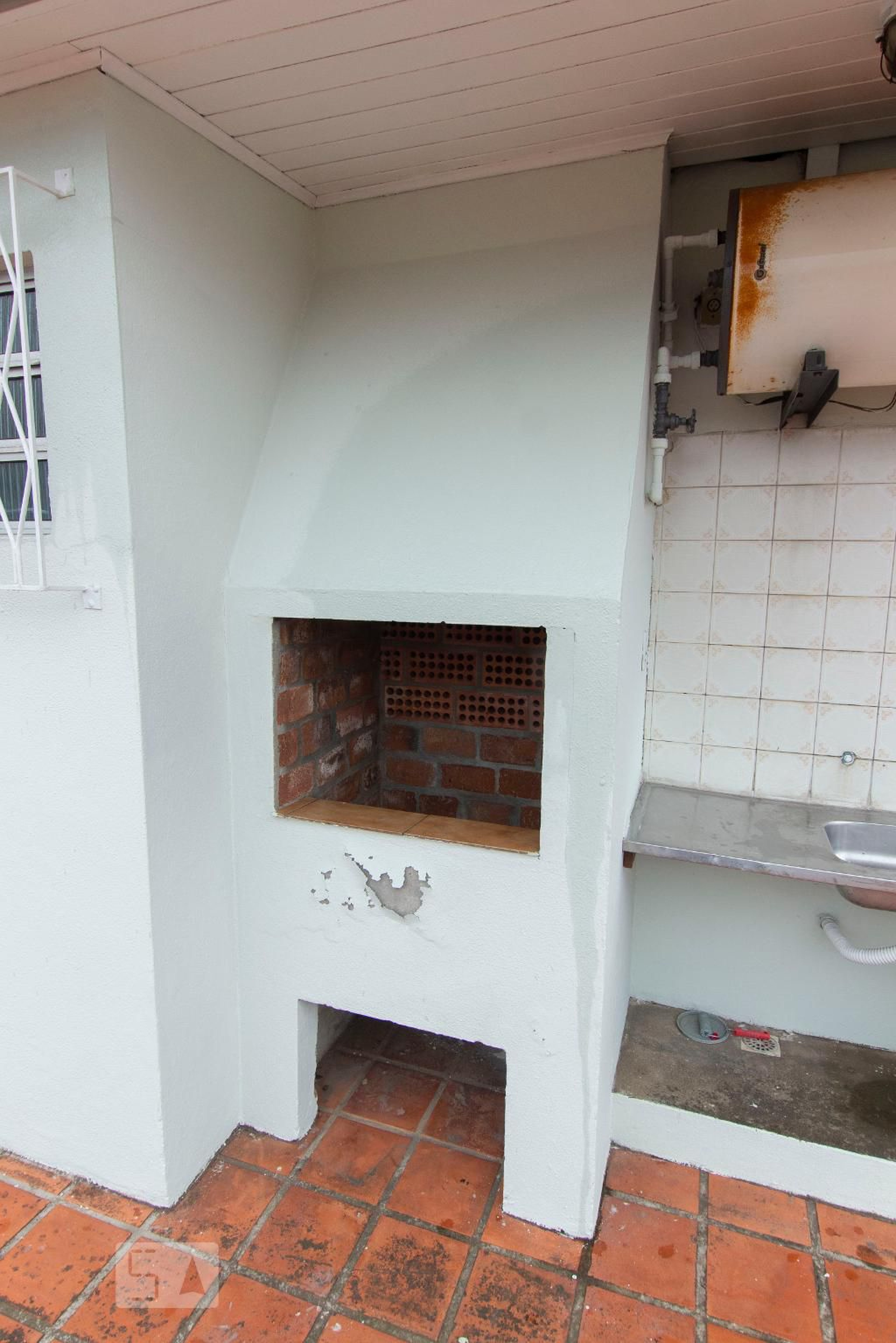 Churrasqueira - Edifício Centro Comercial Partenon