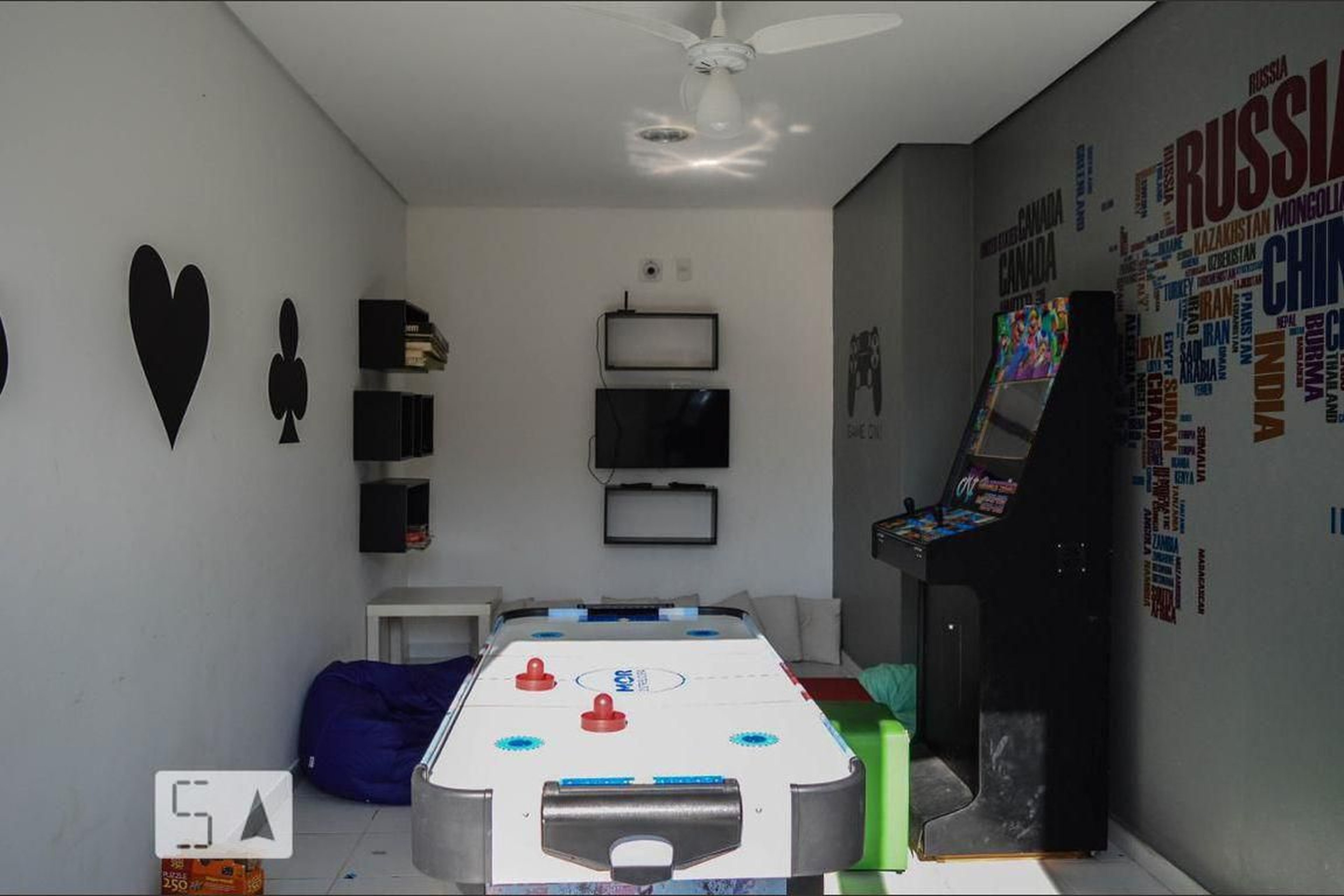 Sala de jogos - Parque dos Pássaros