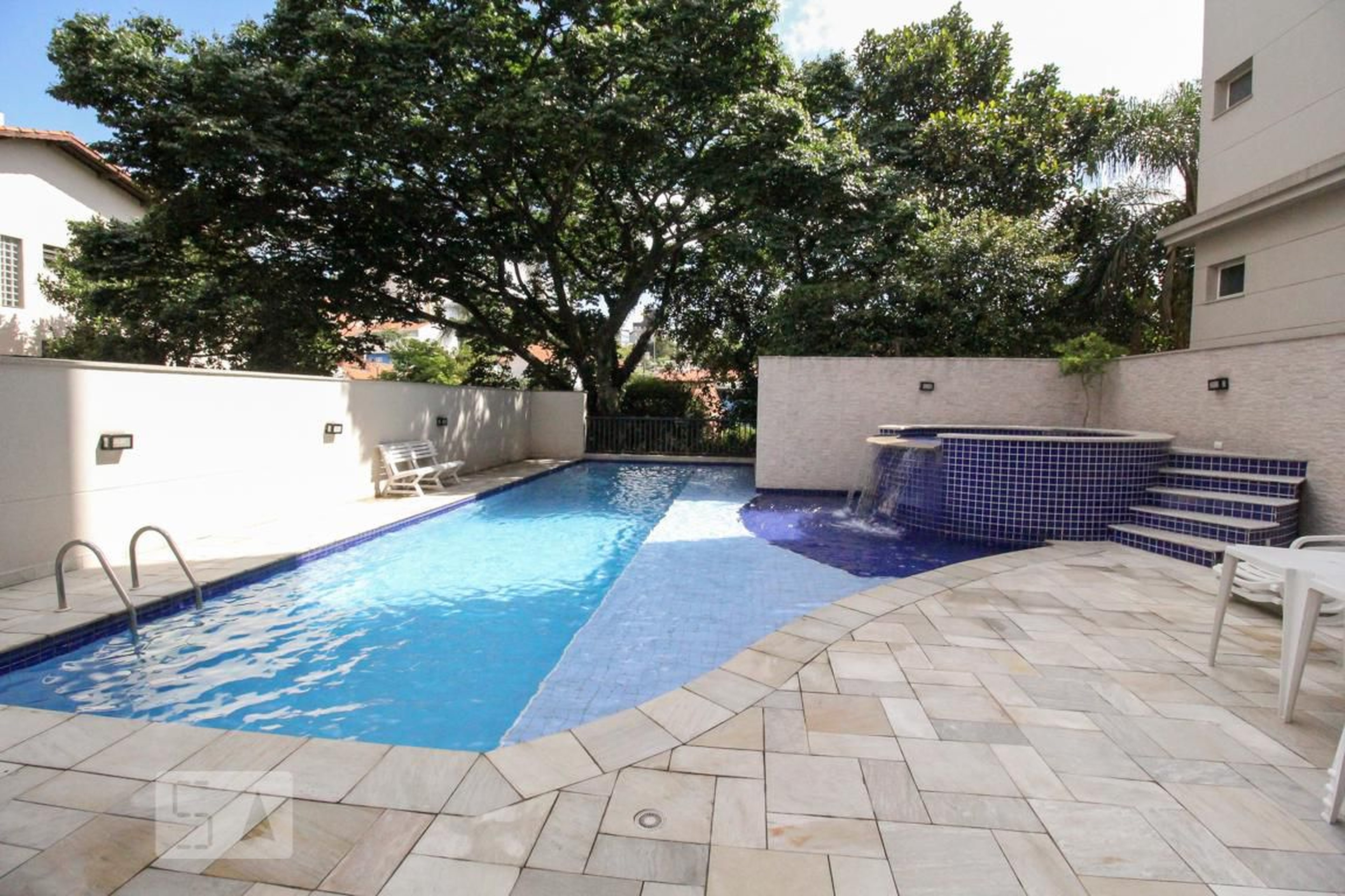 Piscina - LAGOA VERDE RESIDENCE