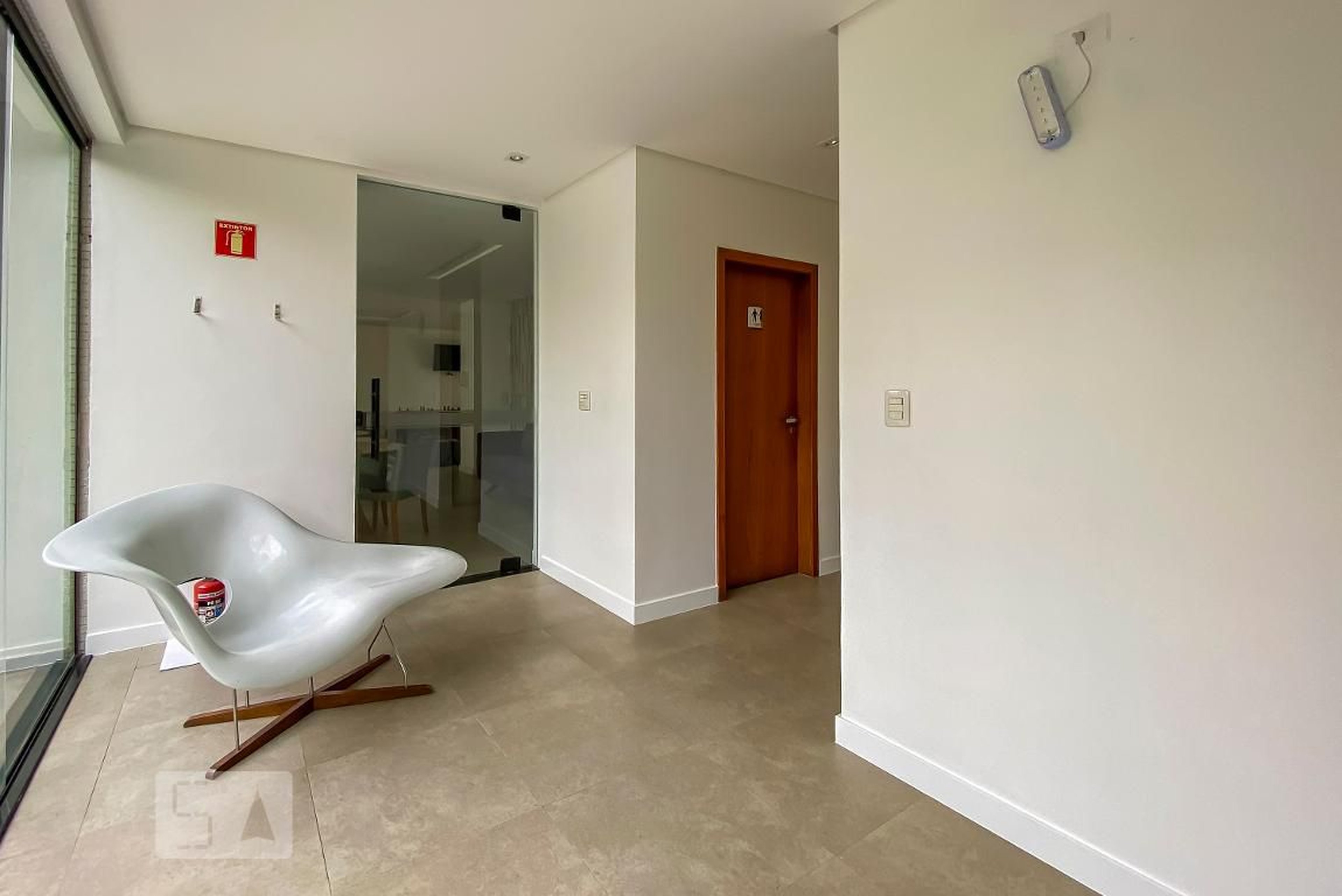 Hall - JARDINS DO TIVOLI