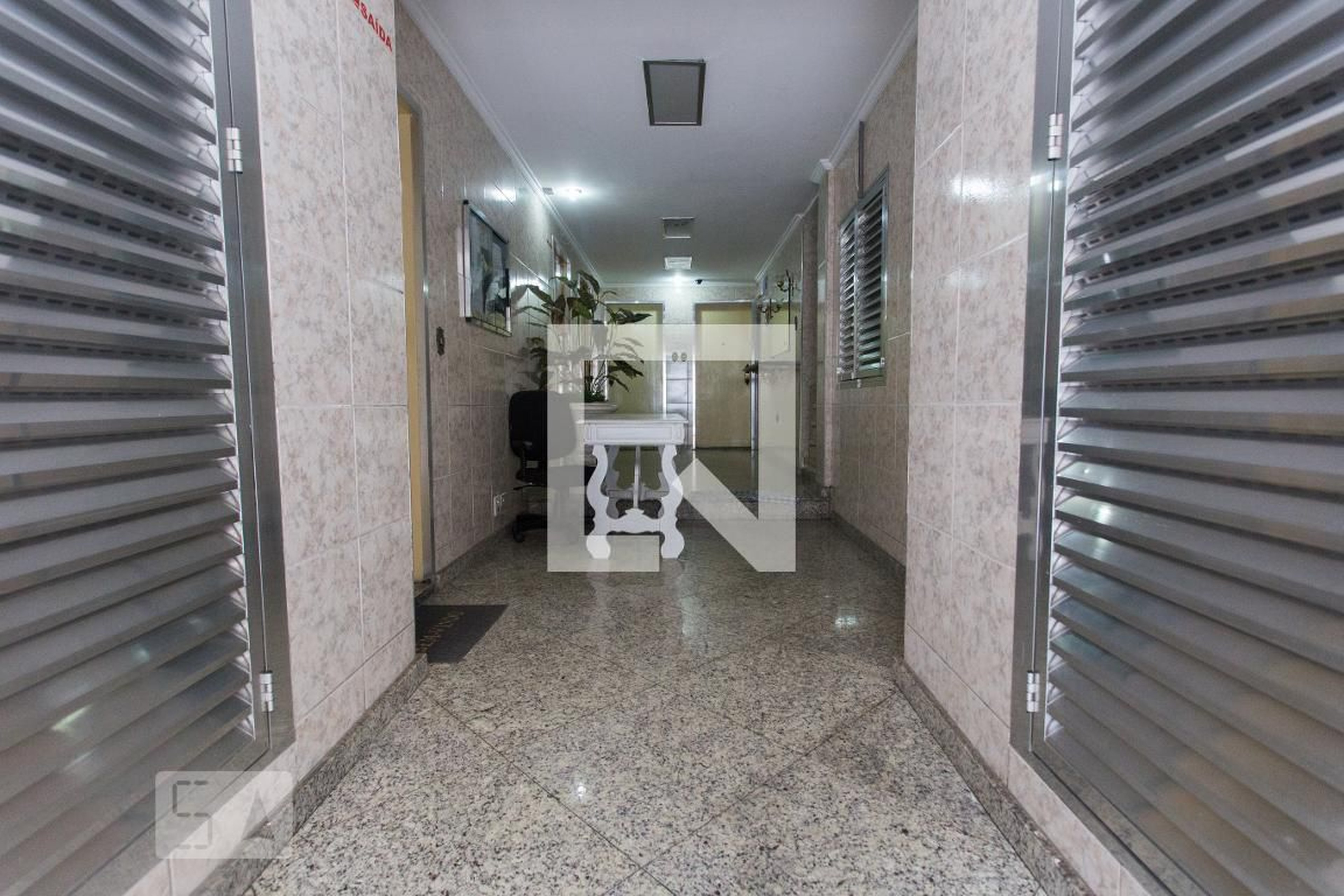 Hall de Entrada - Tordesilhas