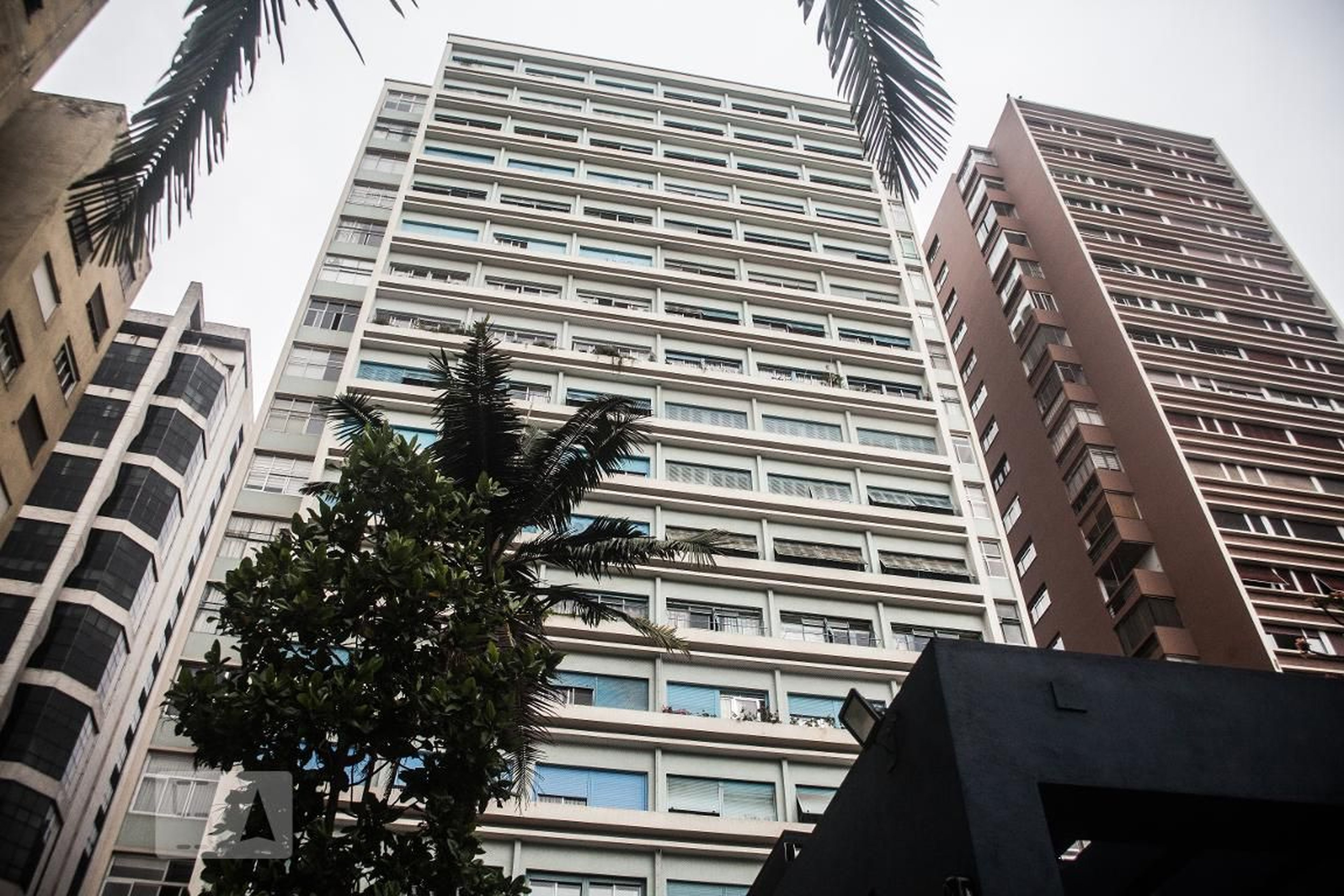 Fachada do Prédio Condomínio Mira