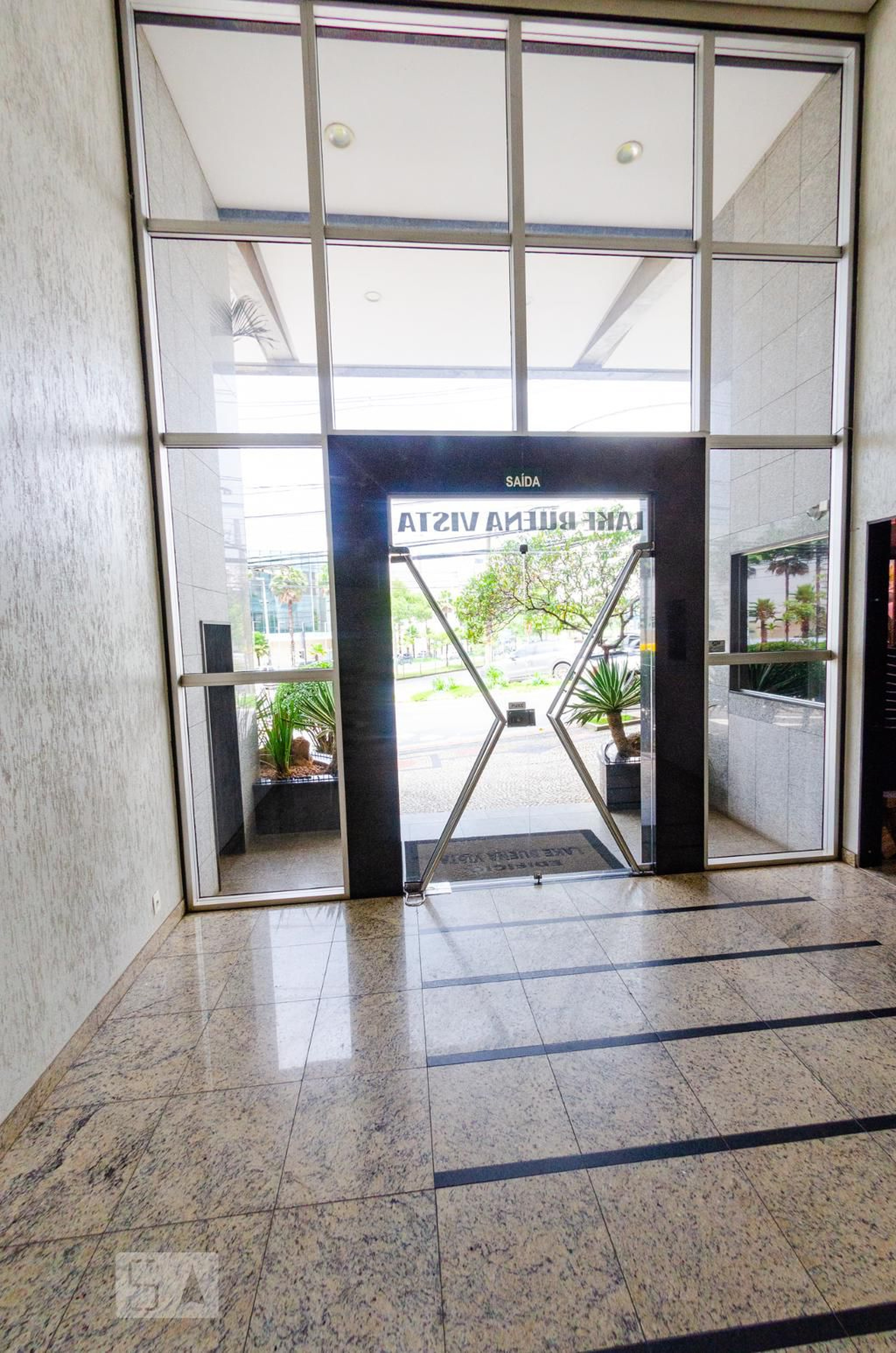 Entrada - Edifício Lake Buena Vista