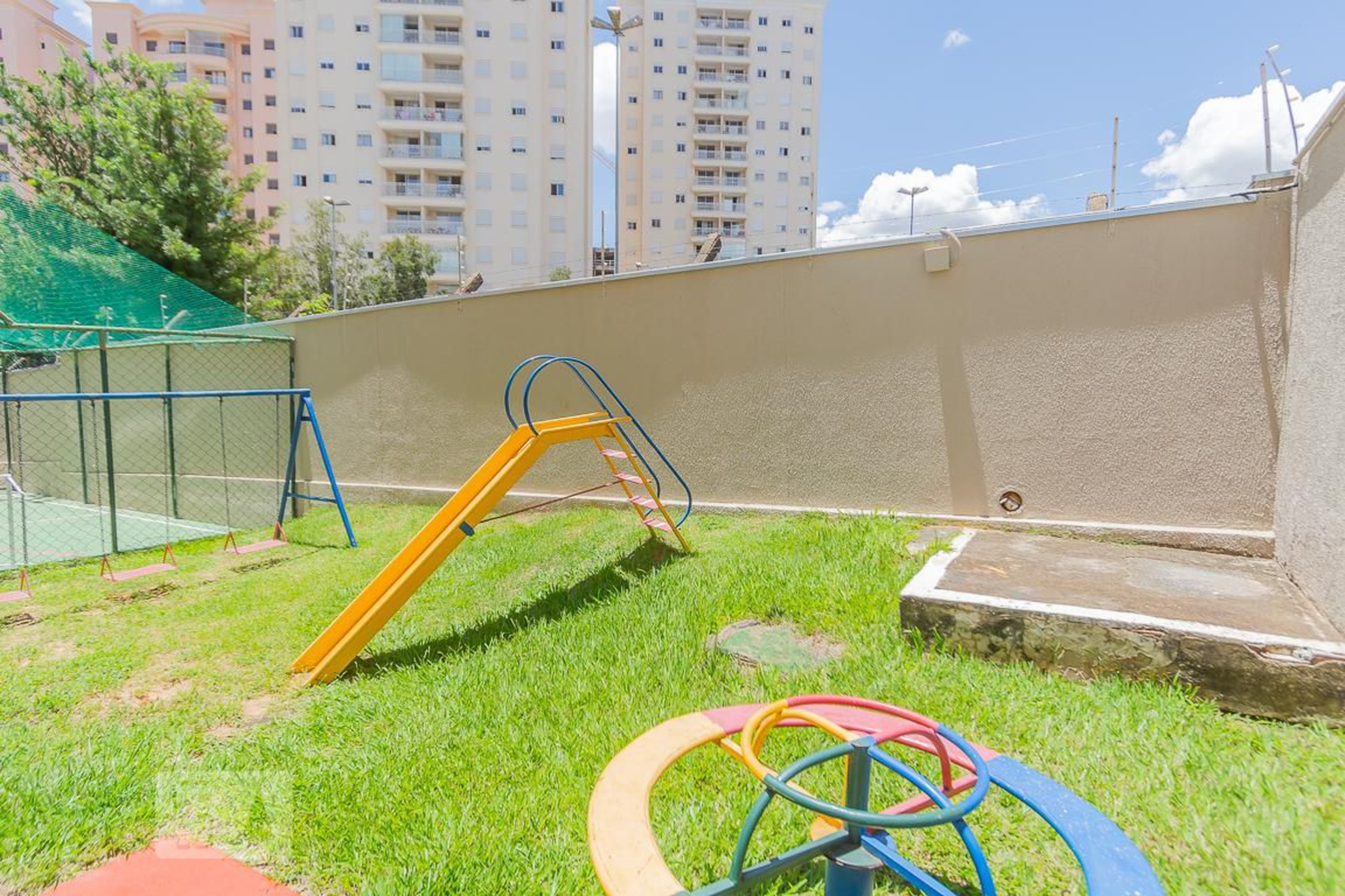 Playground - RESIDENCIAL CARLA