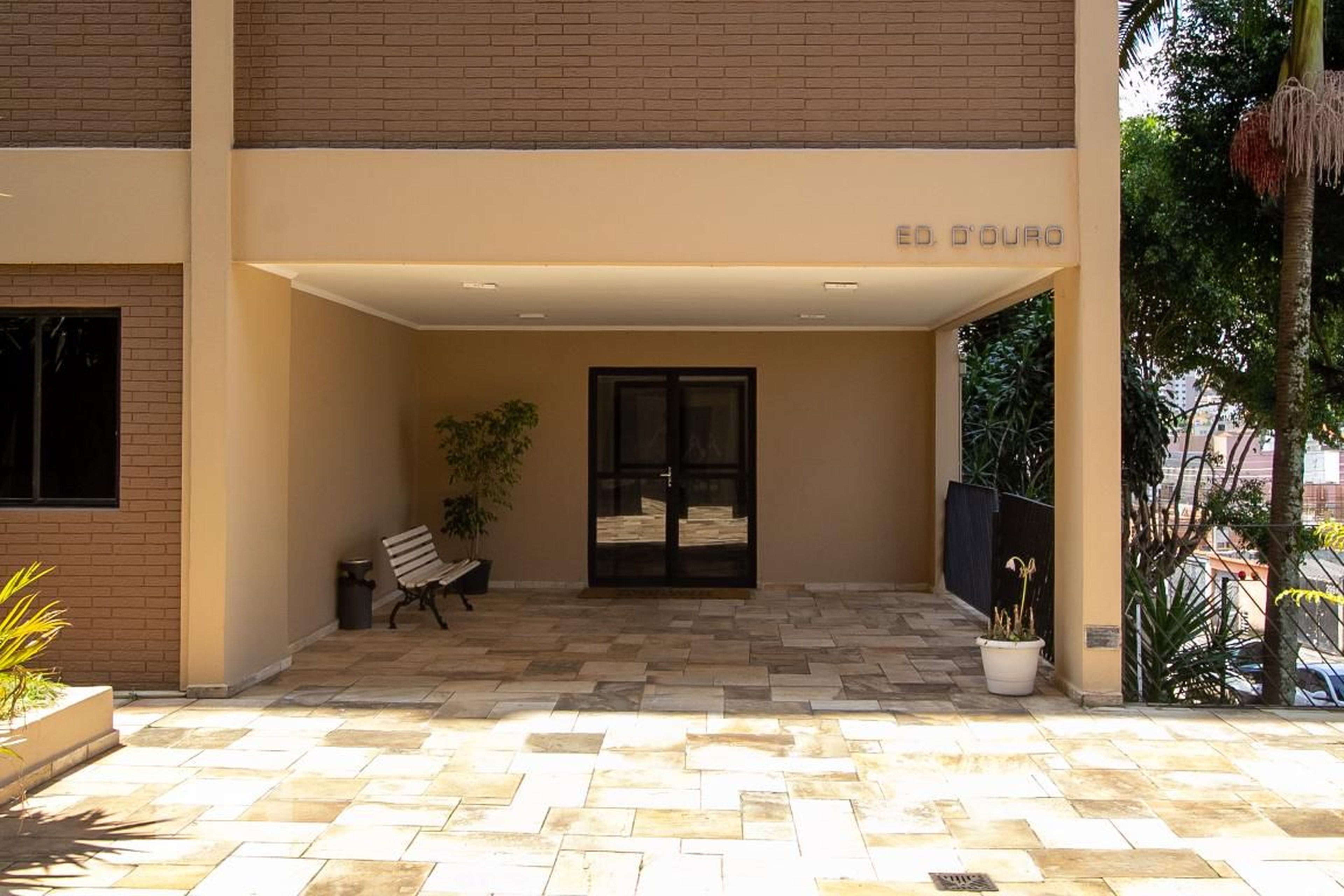 Entrada - Dona Inês de Castro