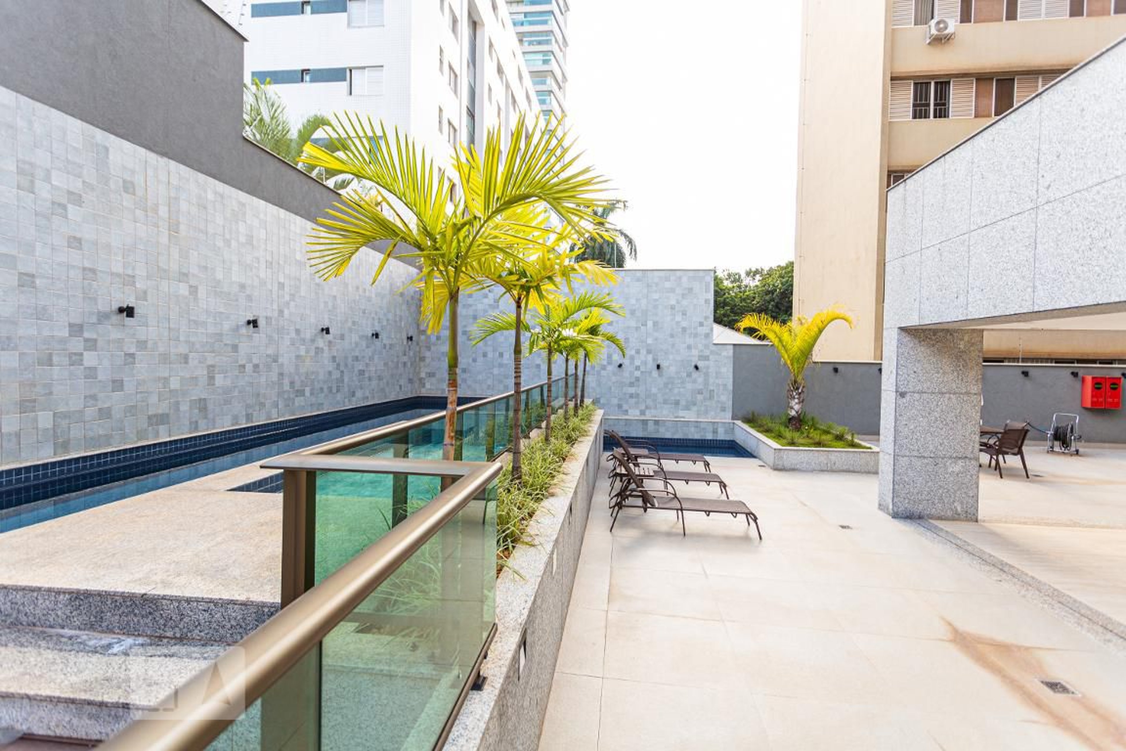 Área da Piscina - Joseph Pitchon