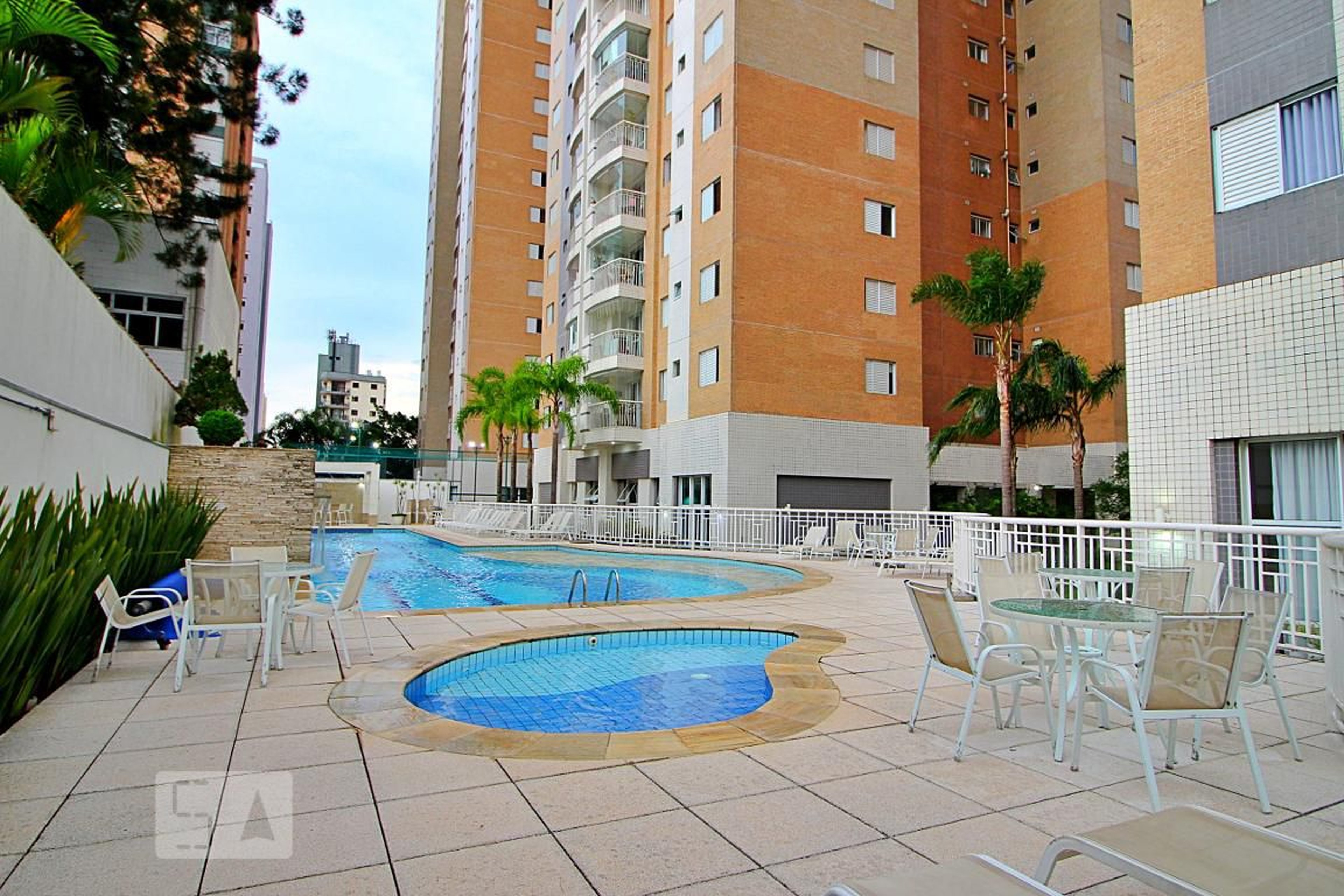 Piscina - Espaço Jardins