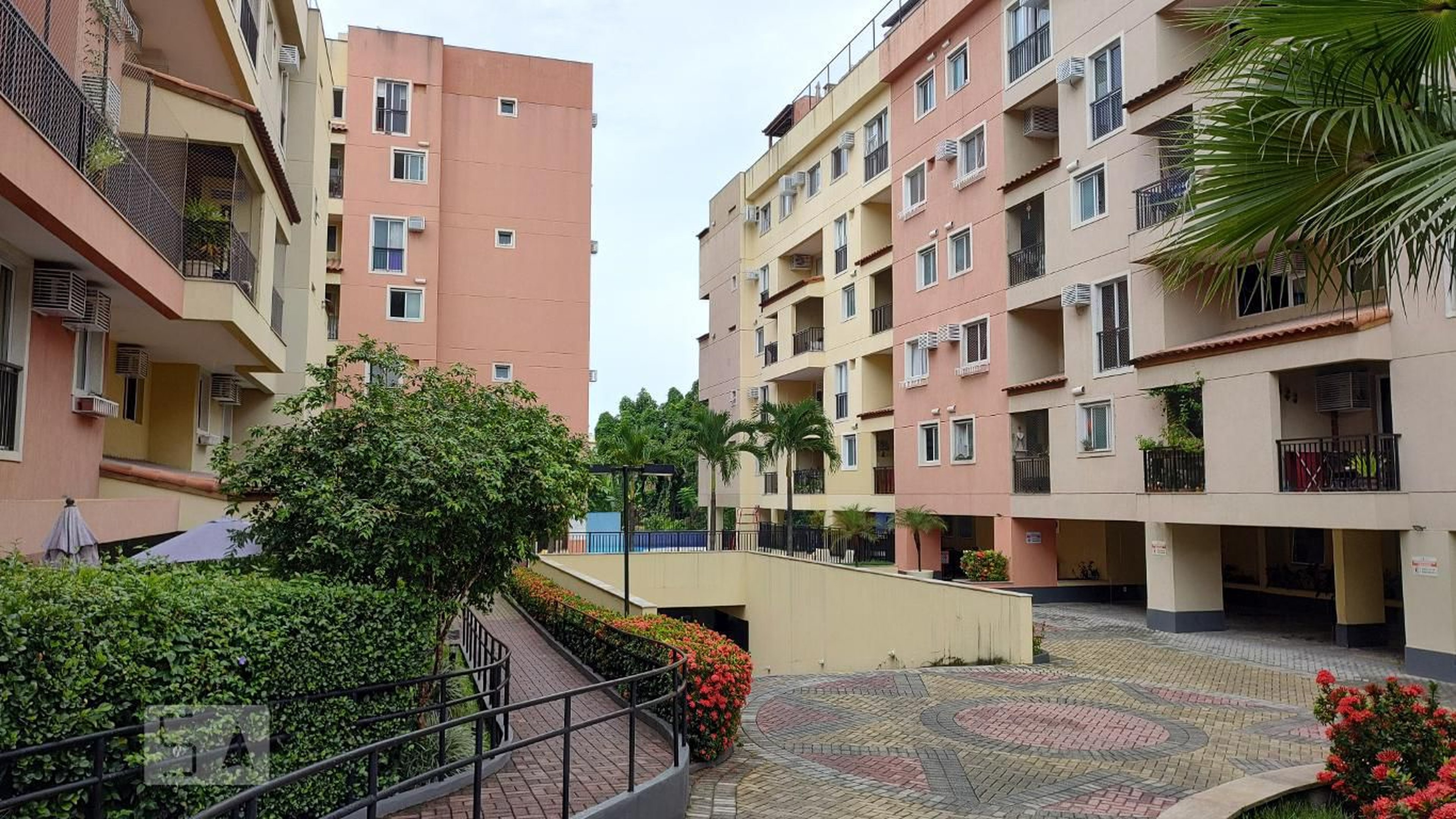 Fachada do Prédio Condomínio Vila Bela