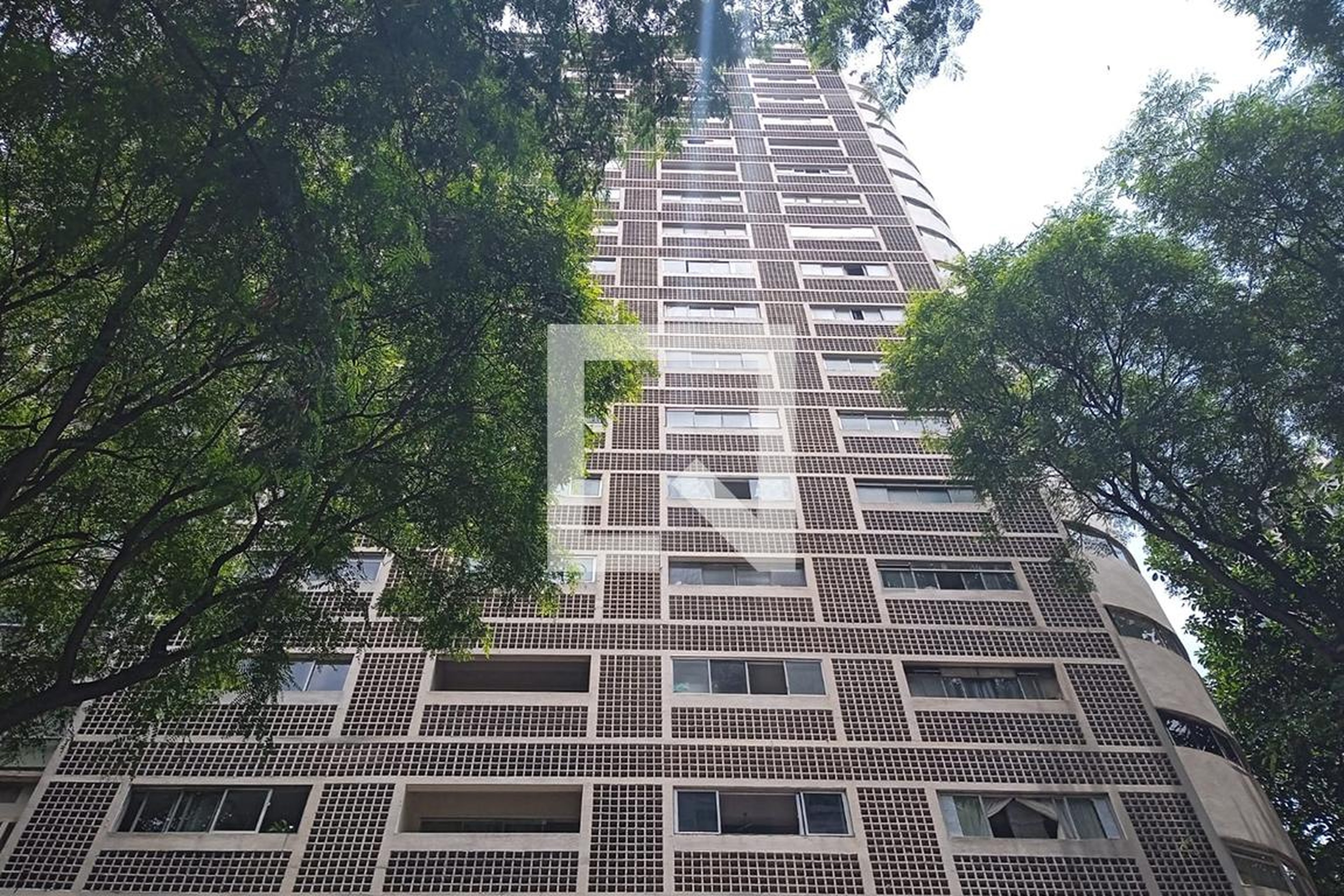 Fachada Edifício Iporanga