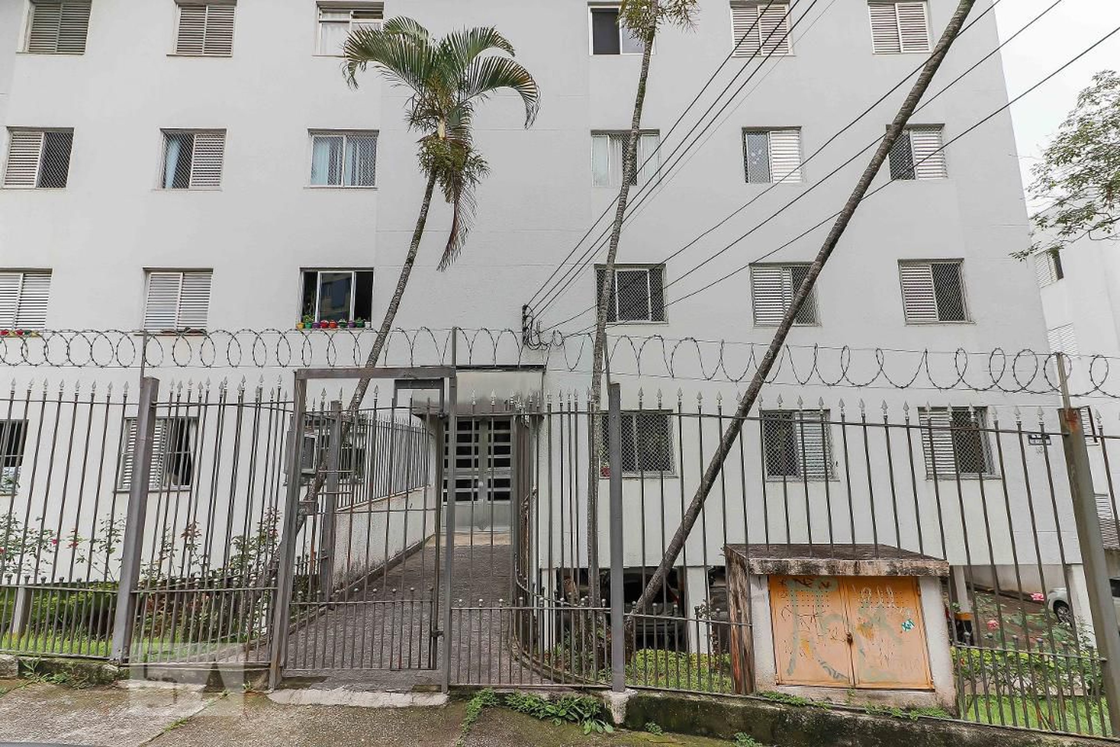 Fachada do Condomínio Condomínio em Rua Paulo Ângelo Lanzarini, 164
