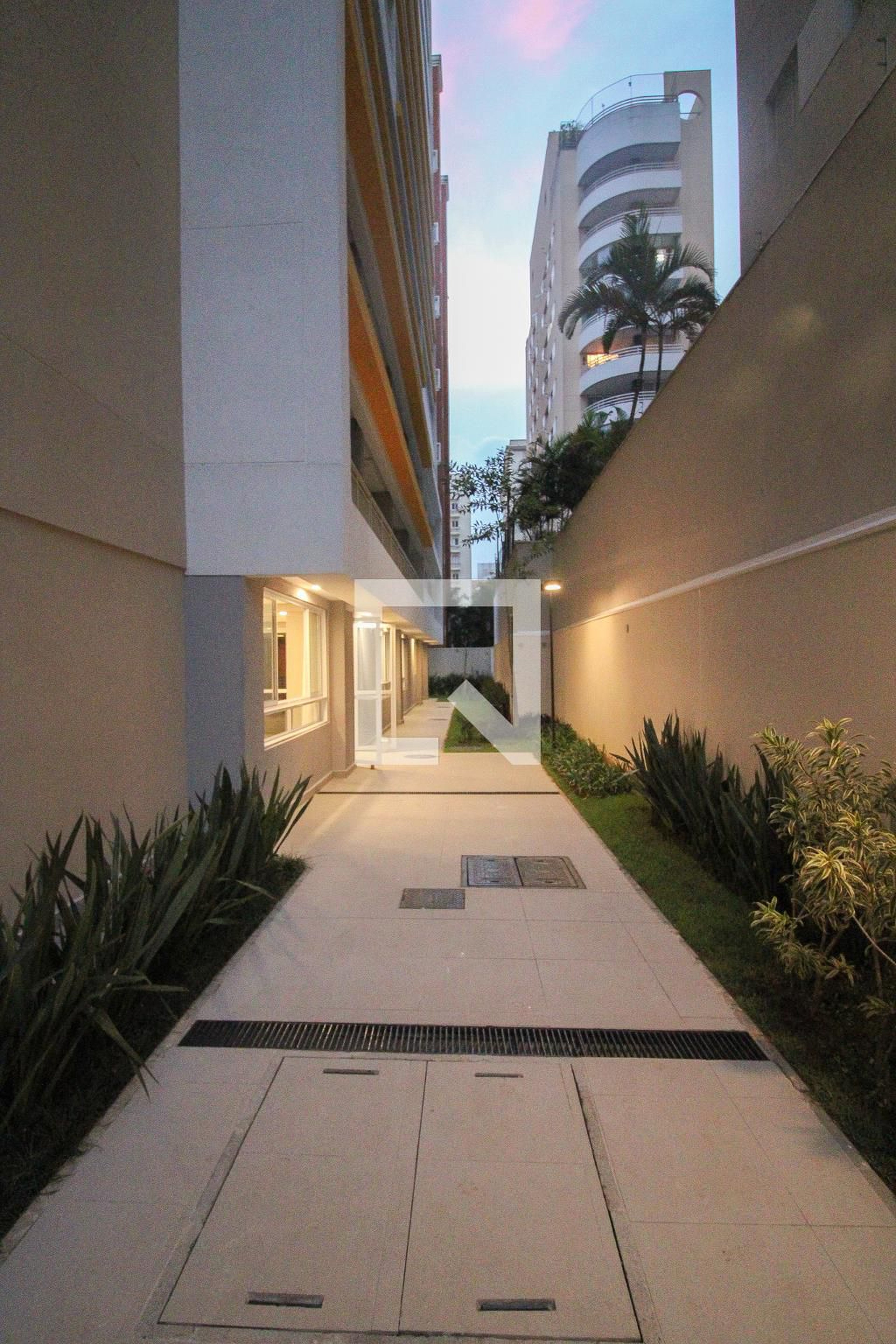 Entrada do Prédio - Pinheiros