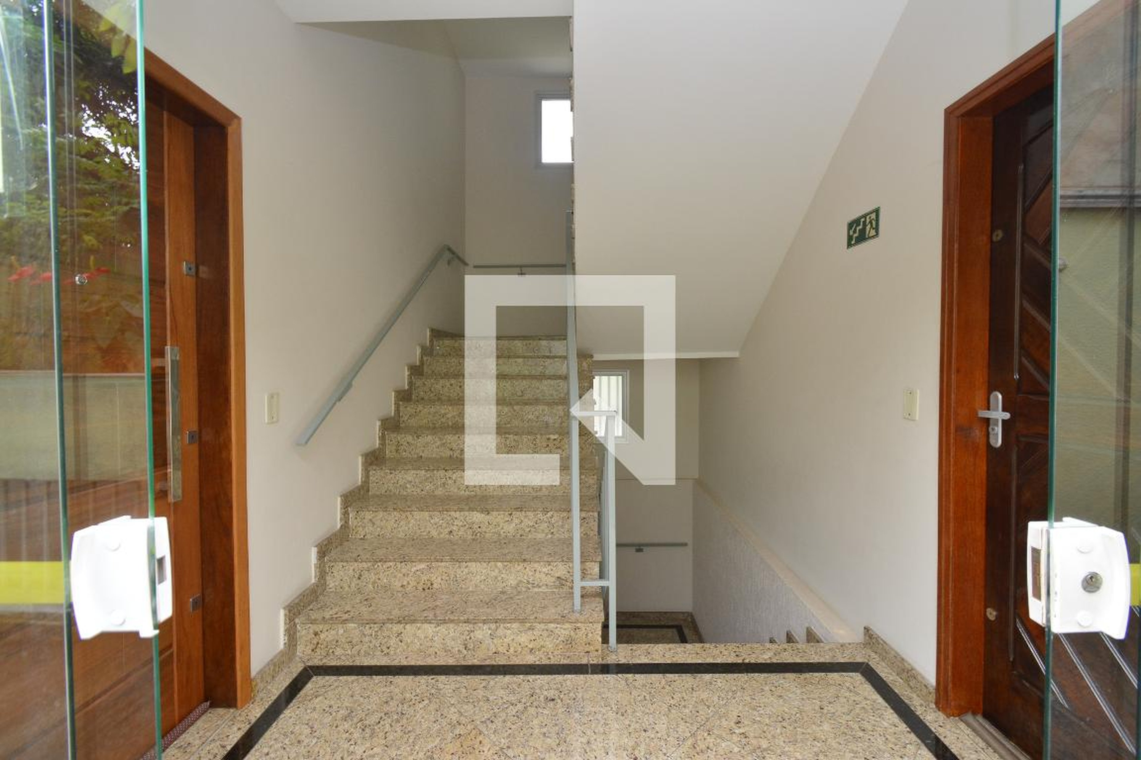 Hall - null