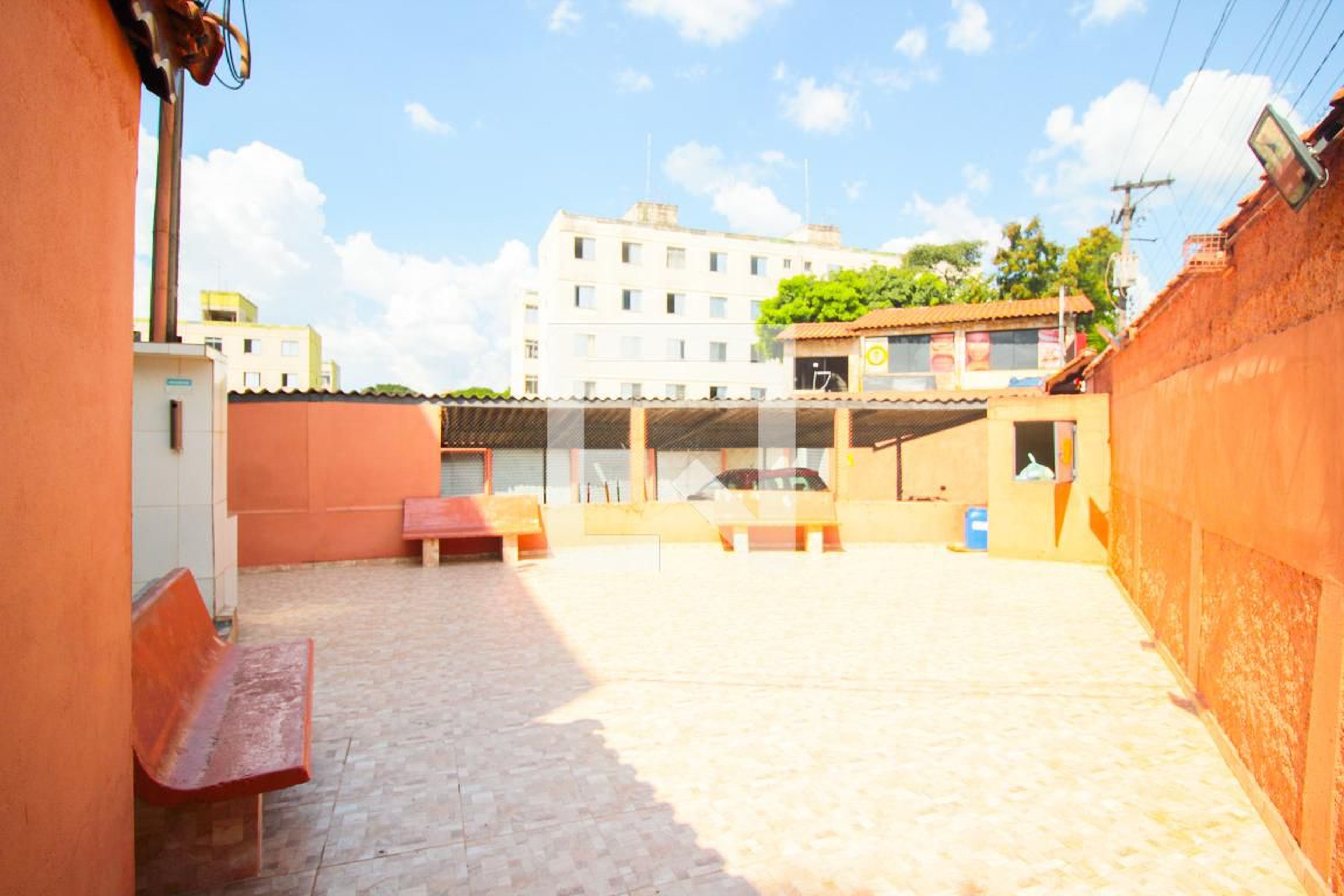 Área Externa - Pitangas I