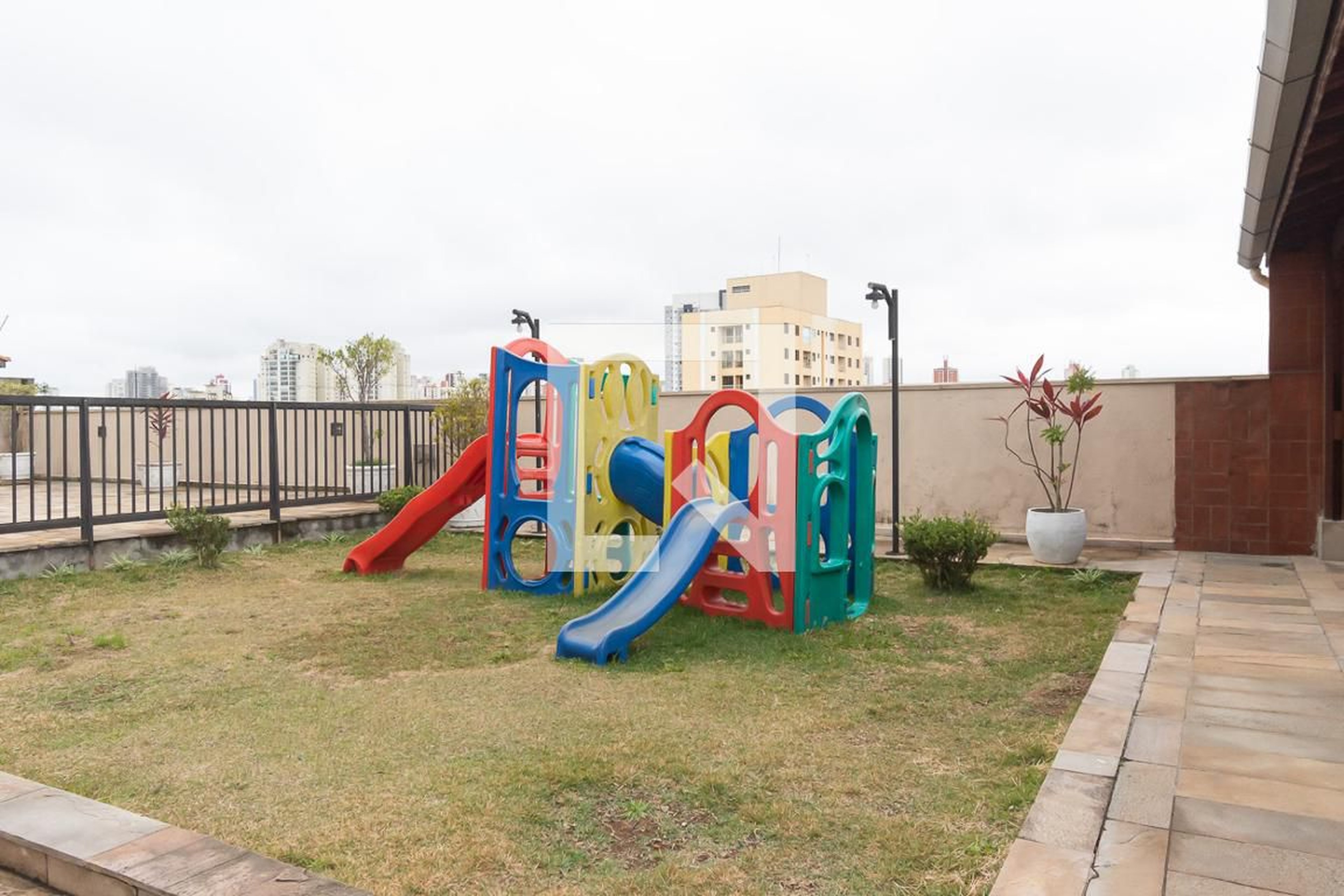 Playground - Edifício dos Limantos