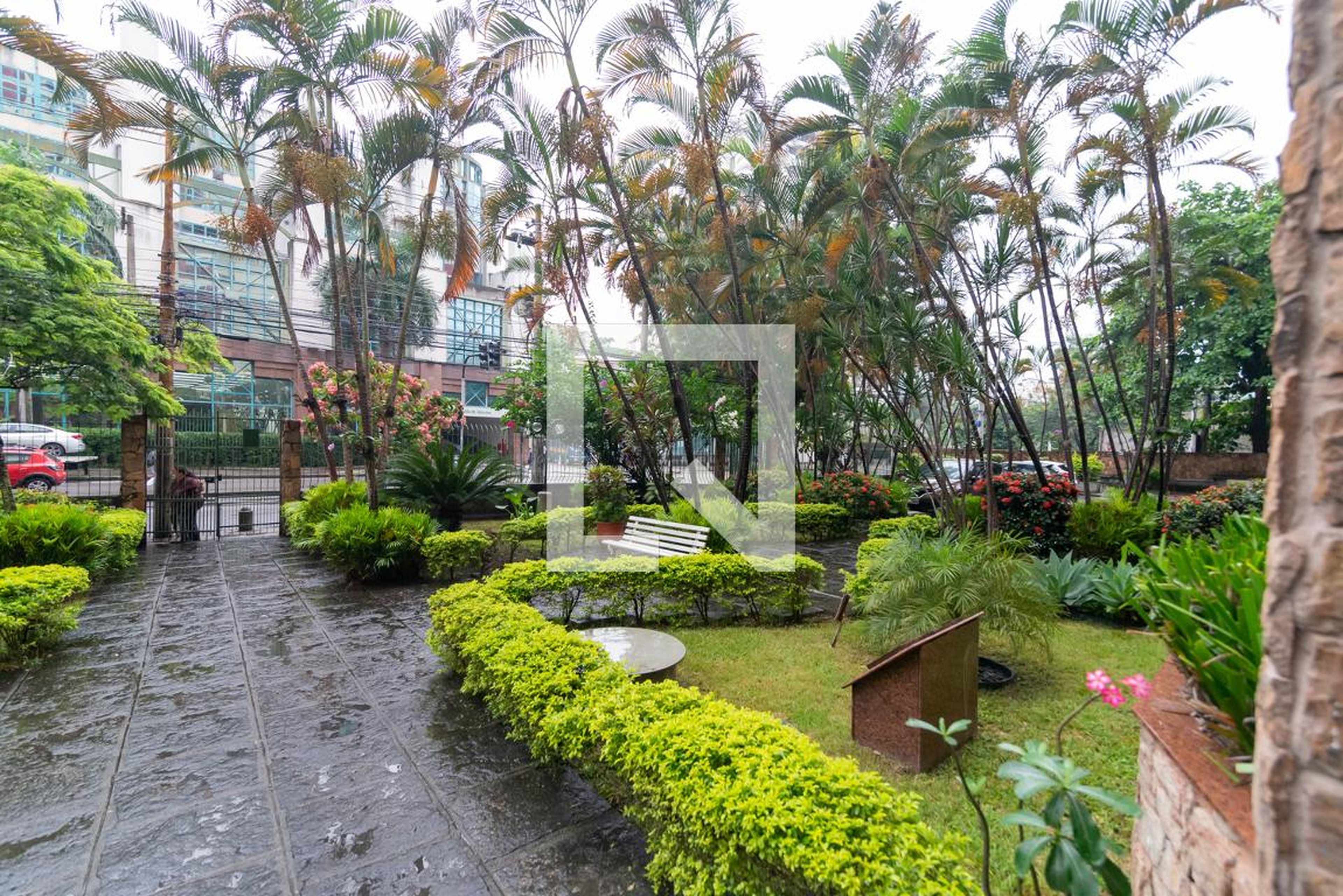 Área Externa - Rua Barão de São Francisco