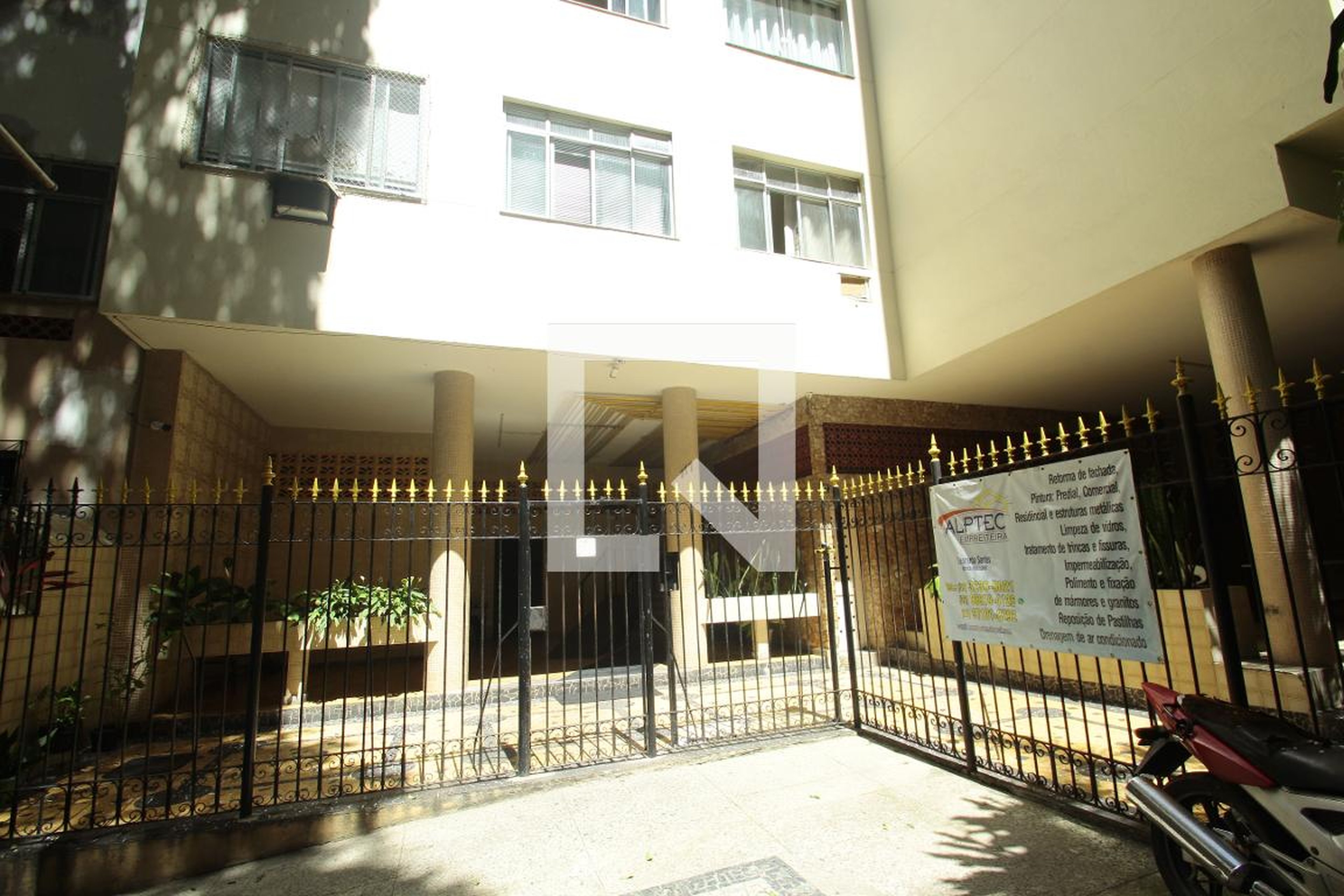 Entrada do Prédio - Belvedere