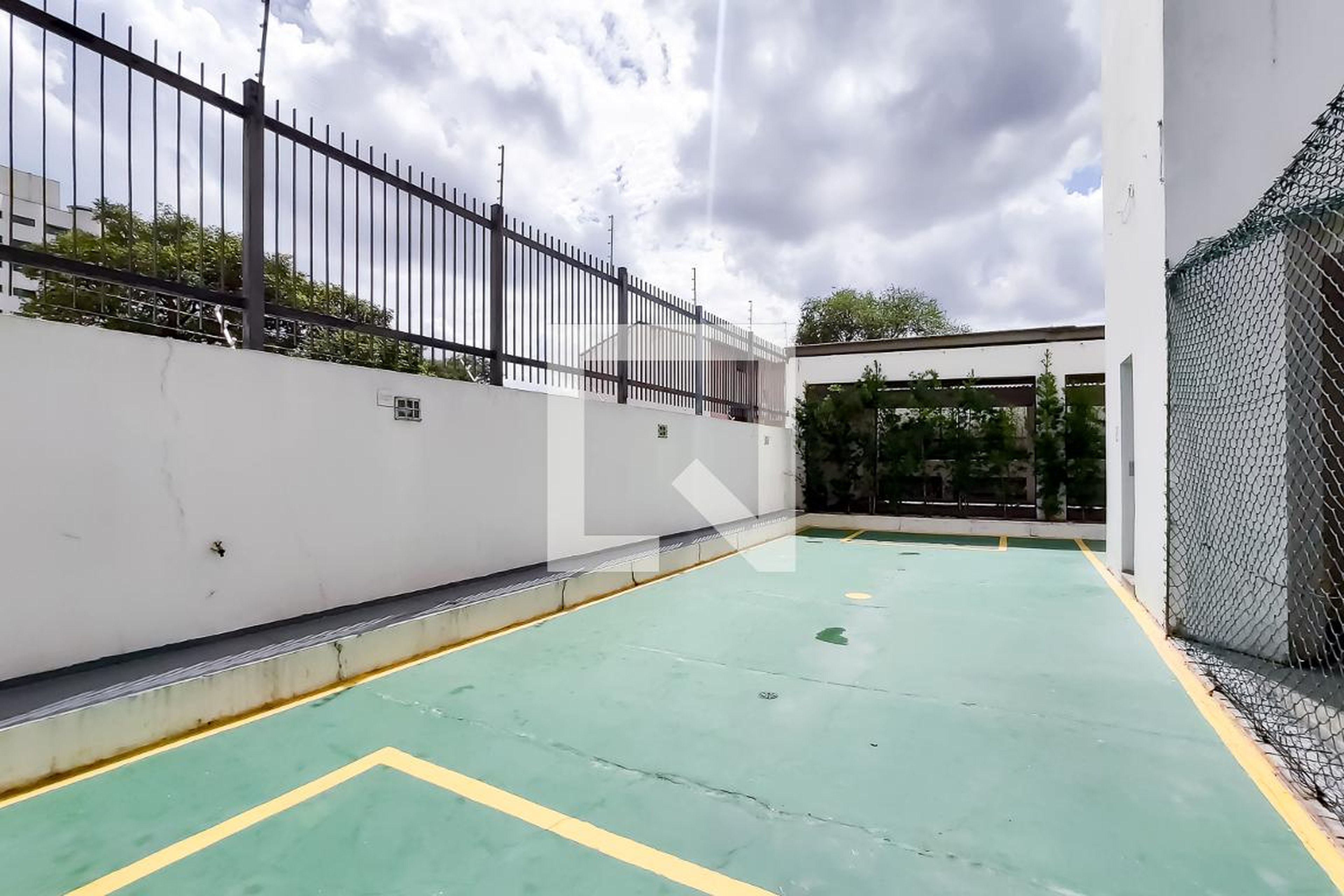 Quadra Poliesportiva - Tour Versailles