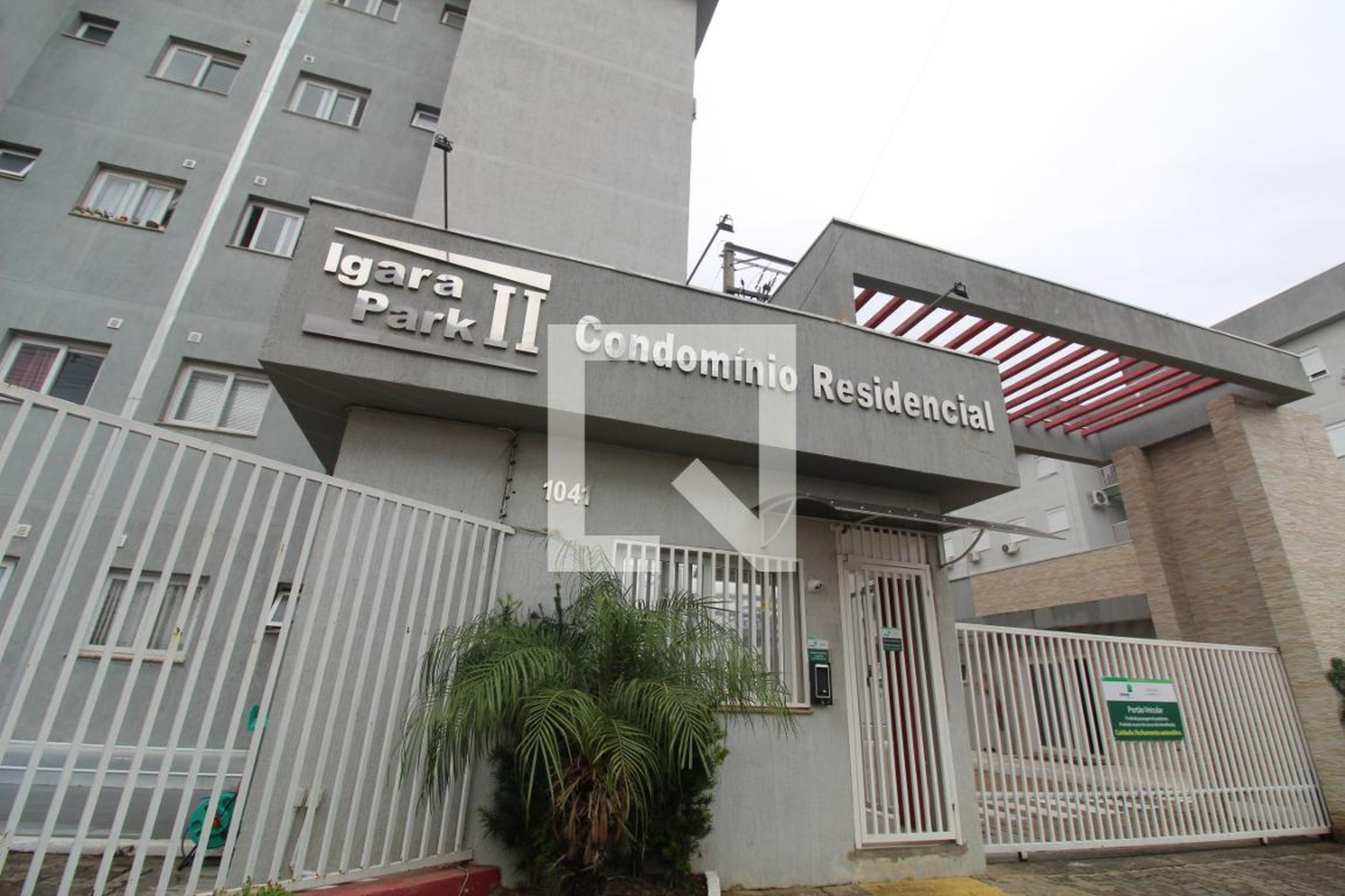 Fachada do Condomínio Condomínio em Rua Henrique Stefani, 104