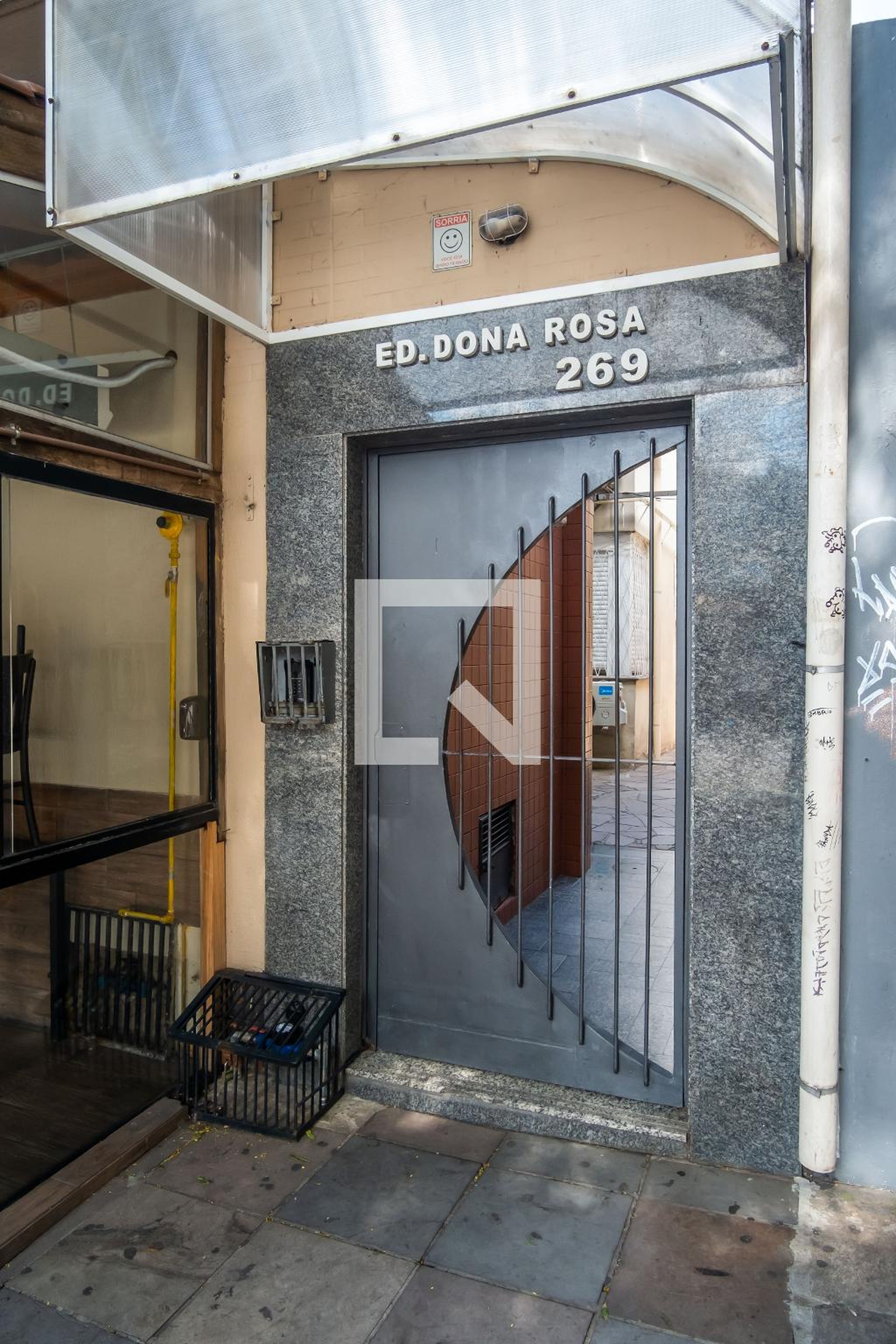 Entrada - Edifício Dona Rosa