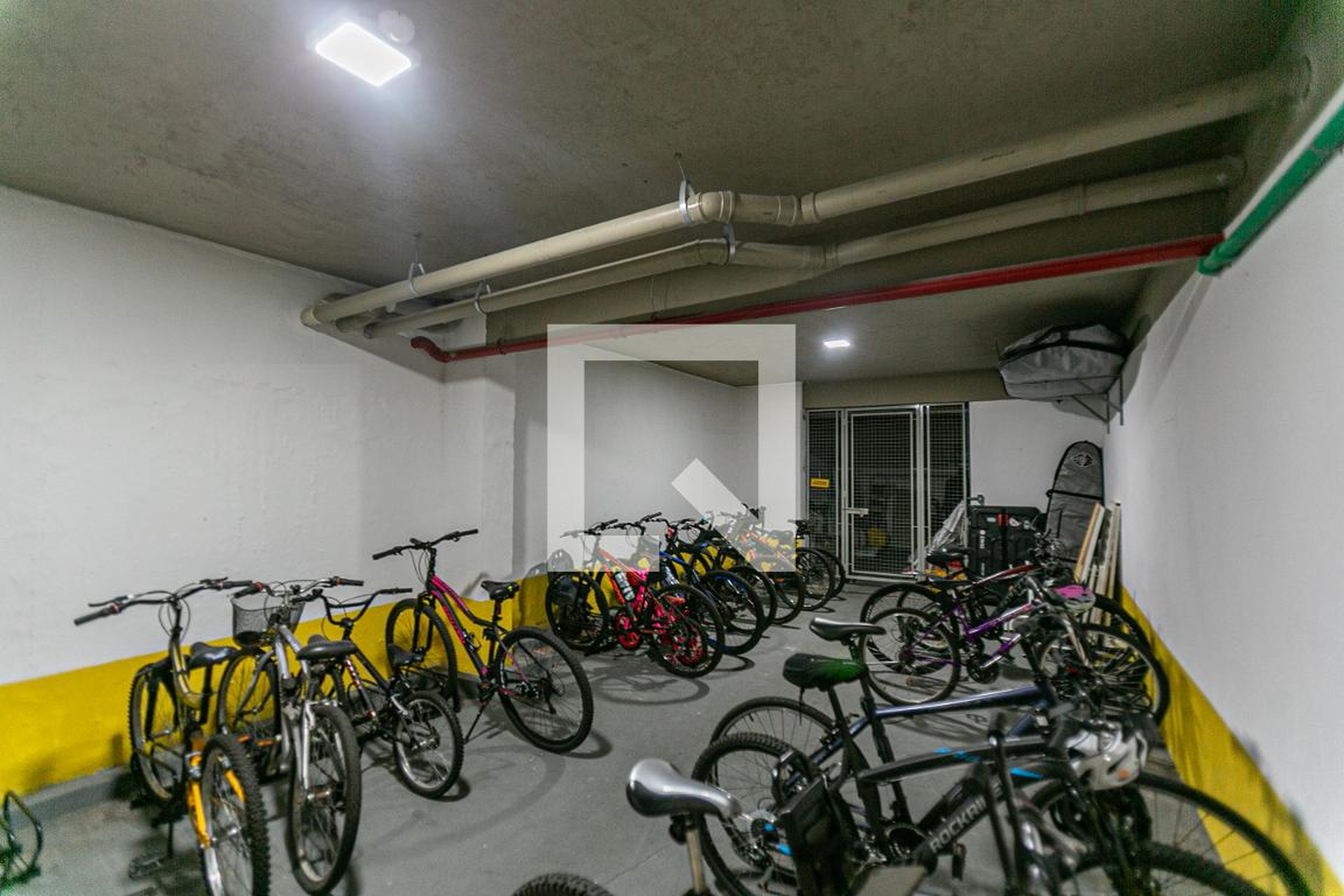 Bicicletário - Edifício Garden Tower