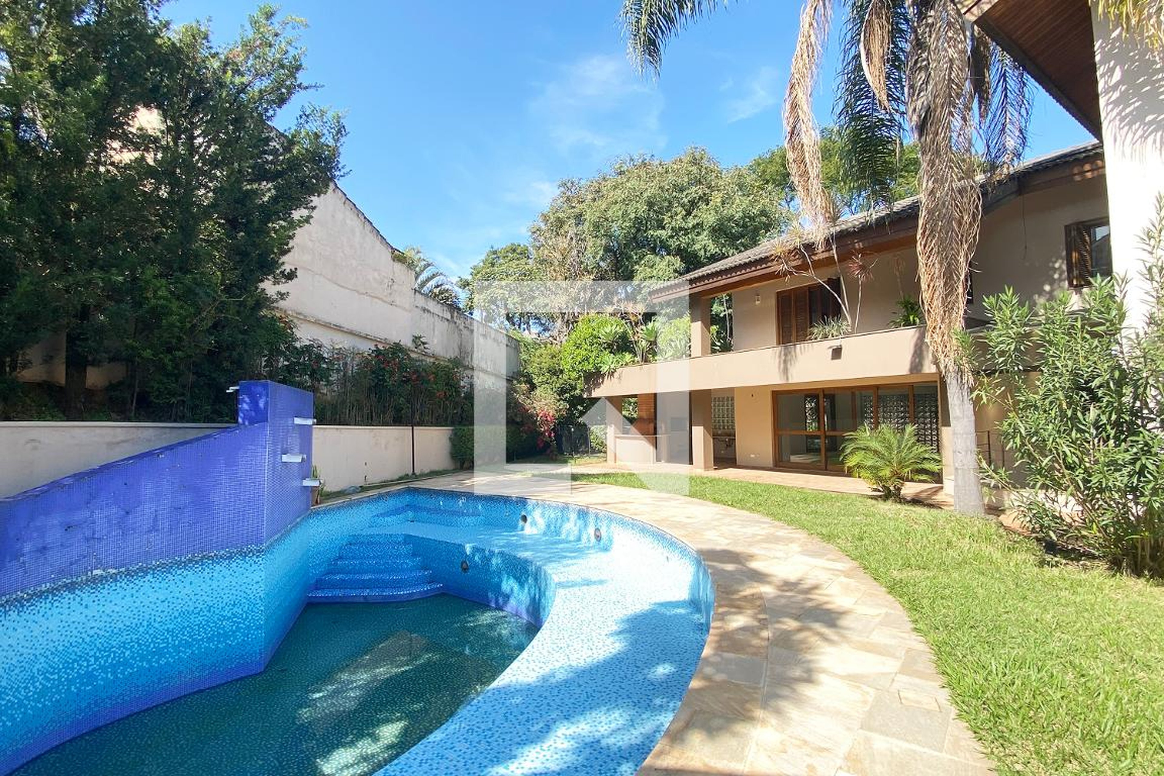 Piscina - Alphaville 11