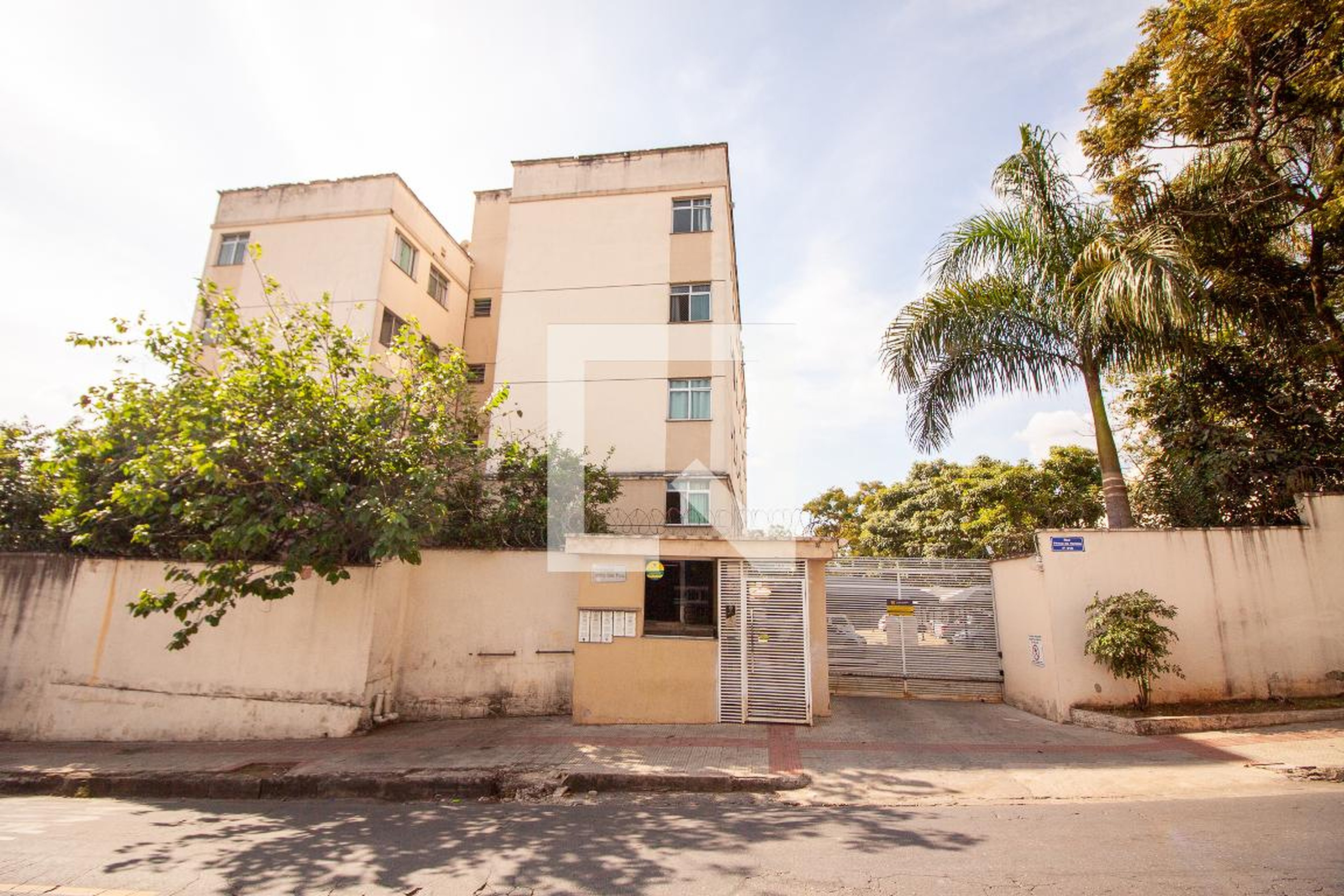 Fachada do Condomínio Residencial Jardim Ouro Preto