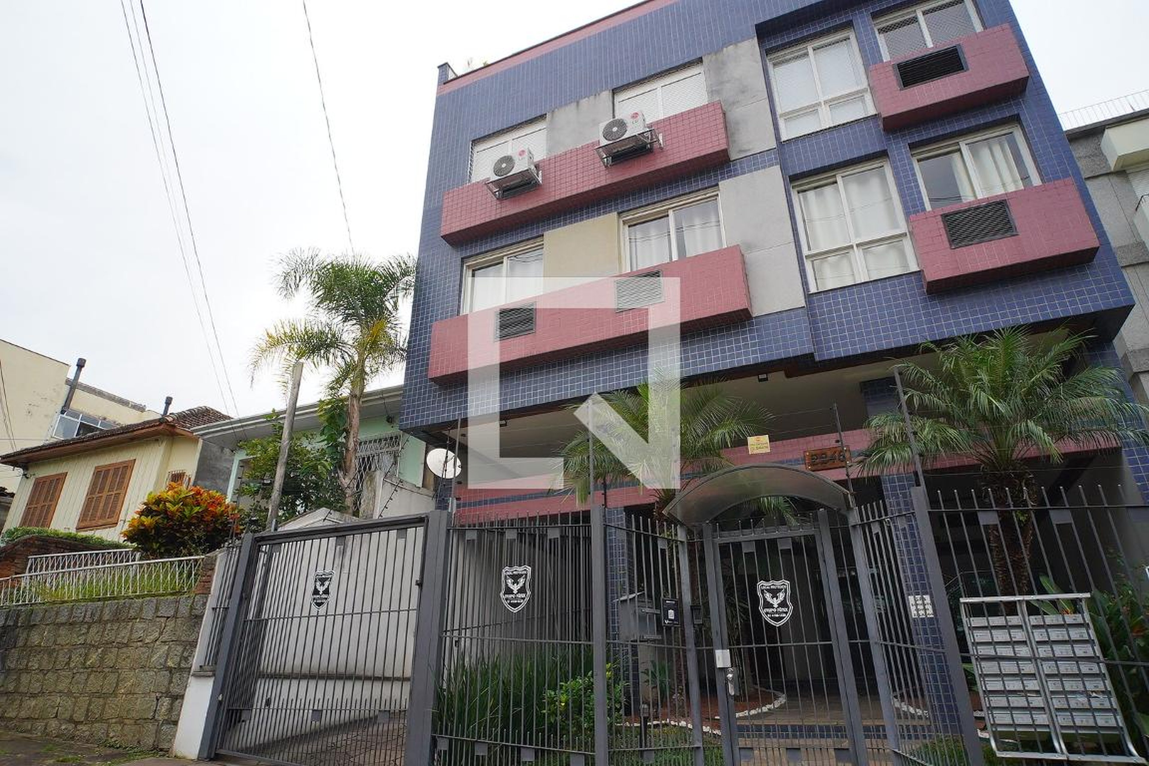 Fachada do Condomínio Edifício Júlia