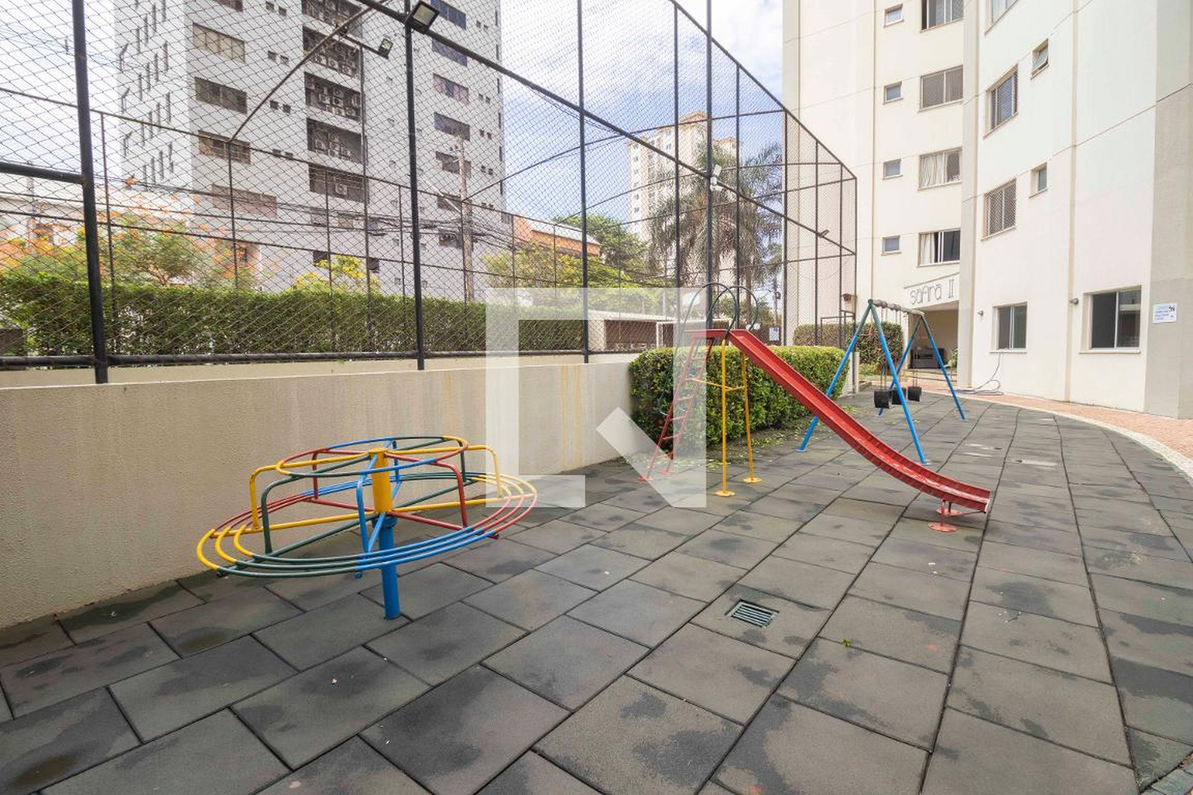 Playground - Safira I