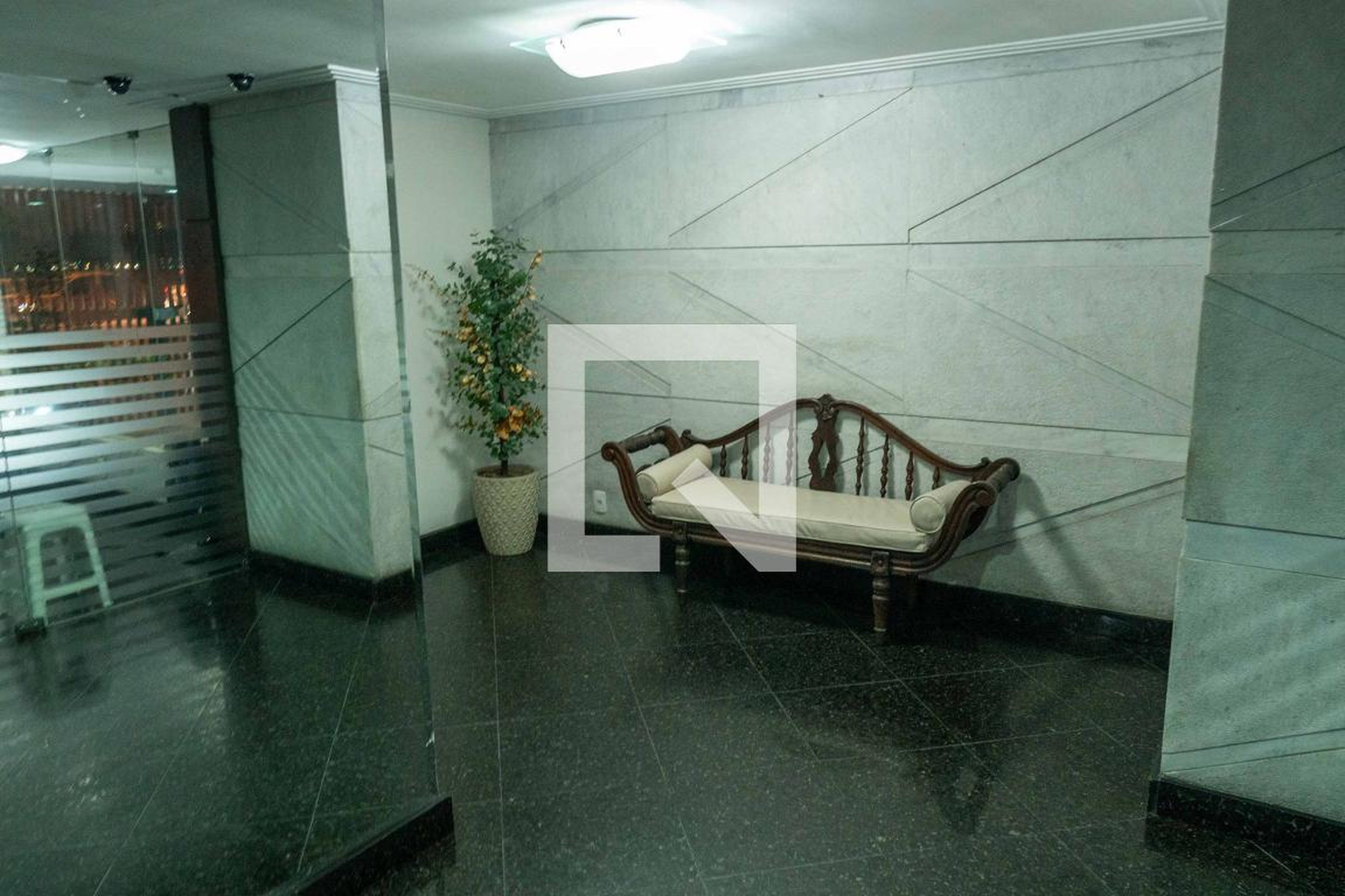 Hall - Jardim Uba III