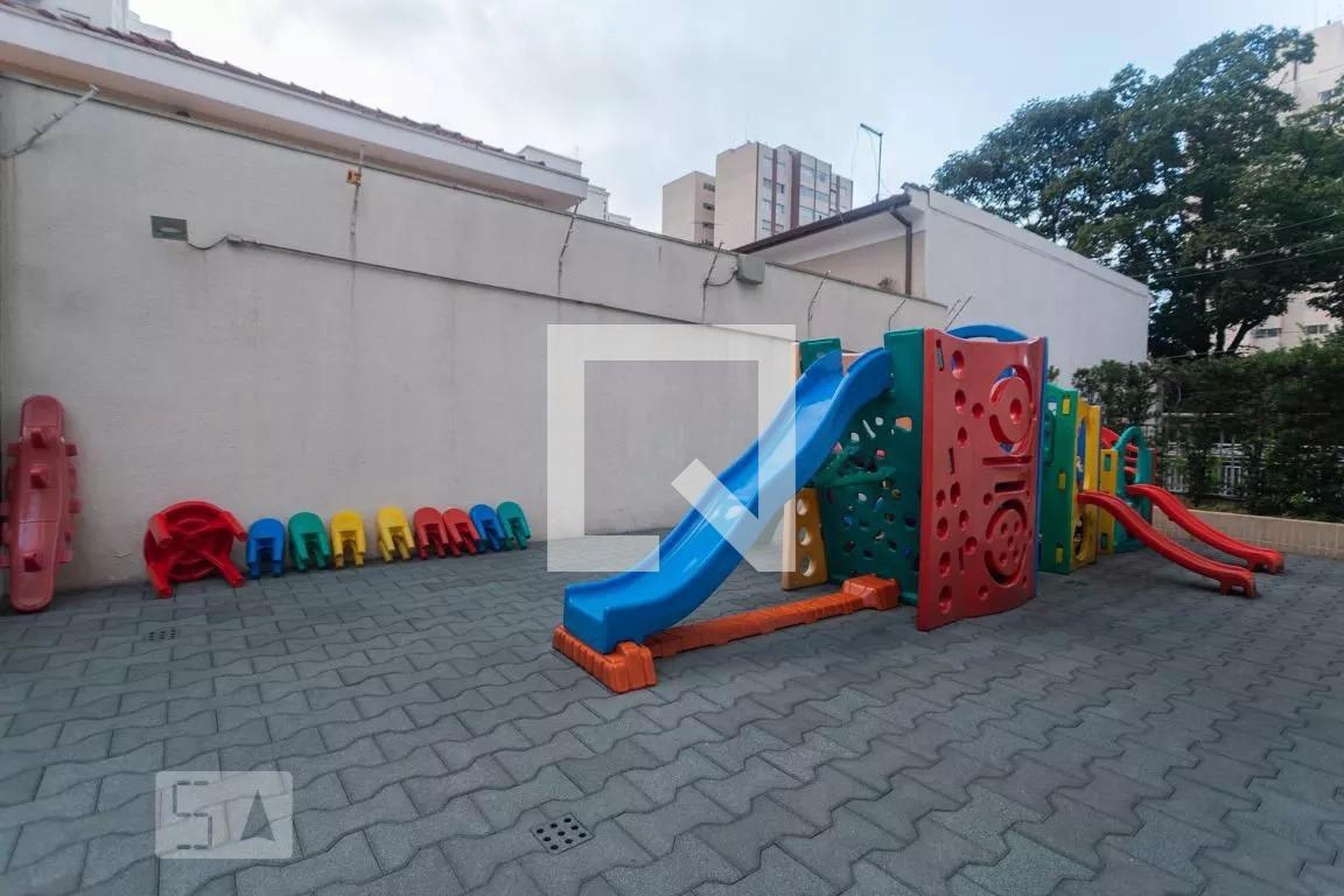 Playground - Lumiere