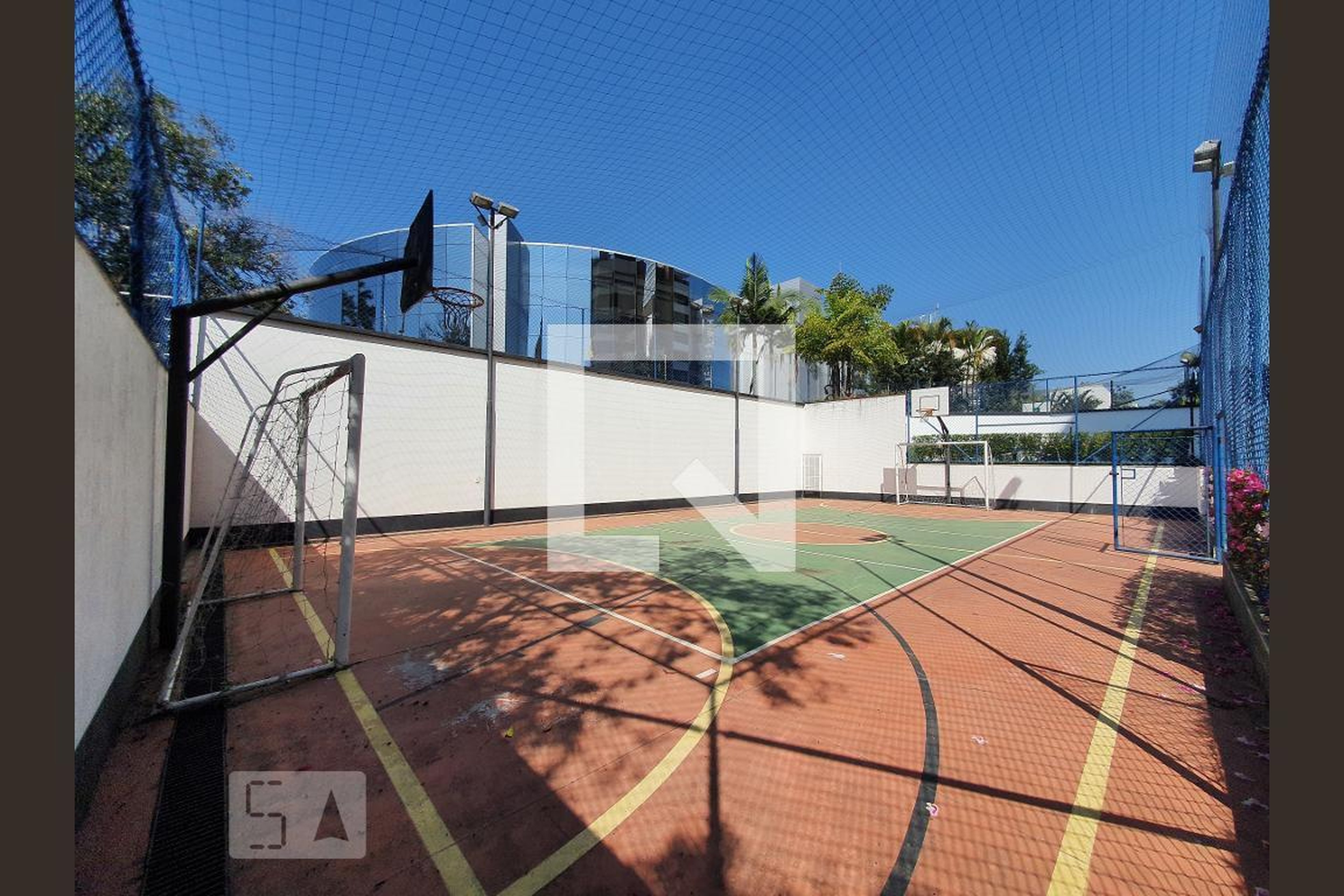 Quadra Esportiva - Alameda das Acácias