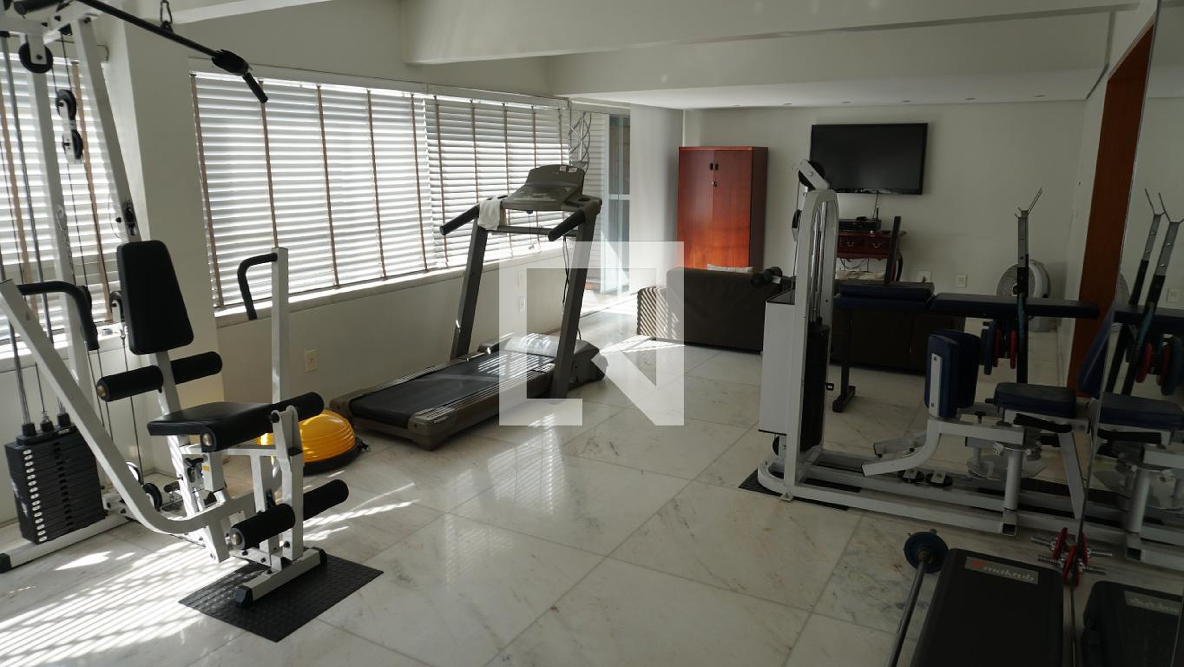 Academia - Edifício Santa Cruz