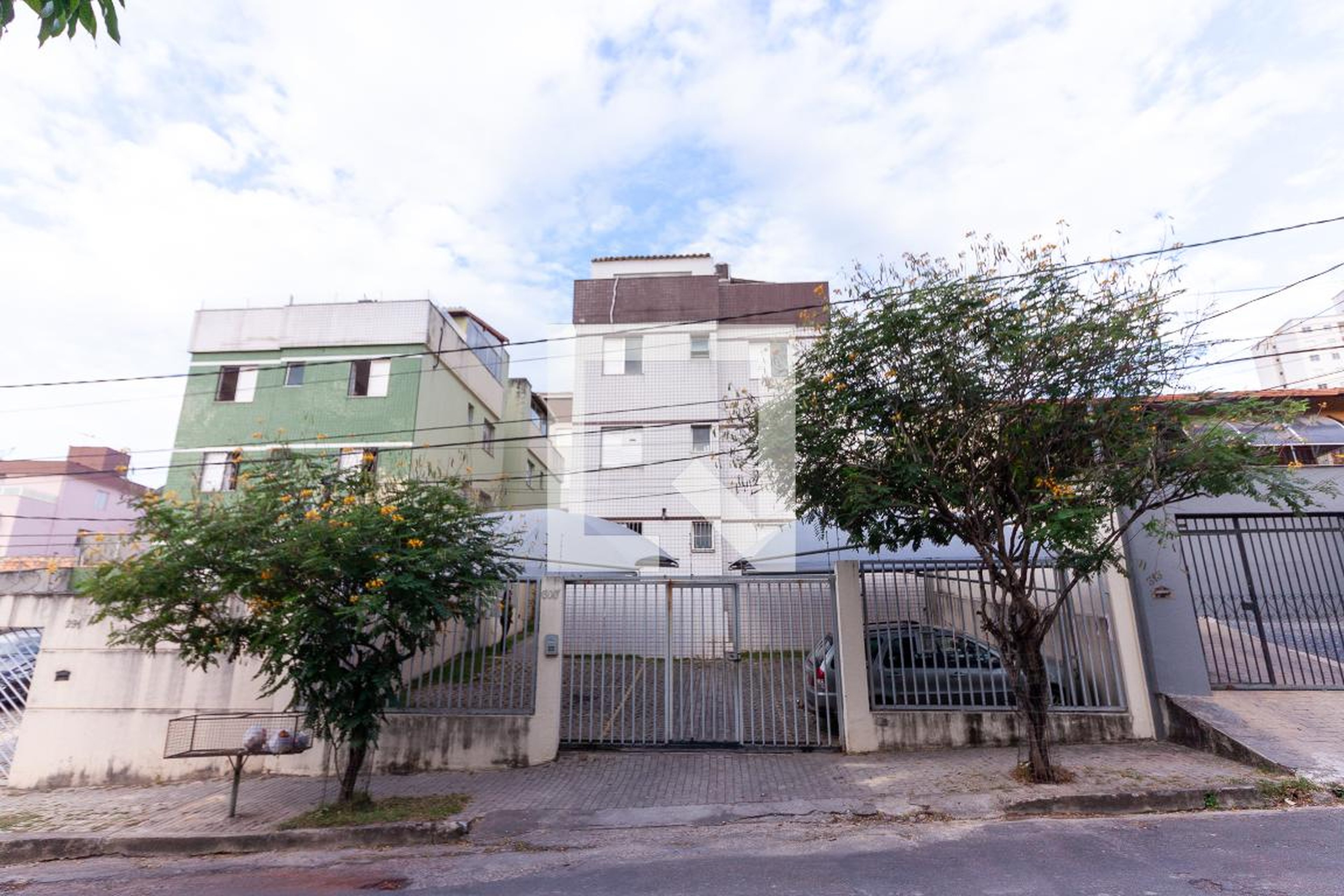 Fachada do Prédio Condomínio Cd.Edifício Mateus Sales