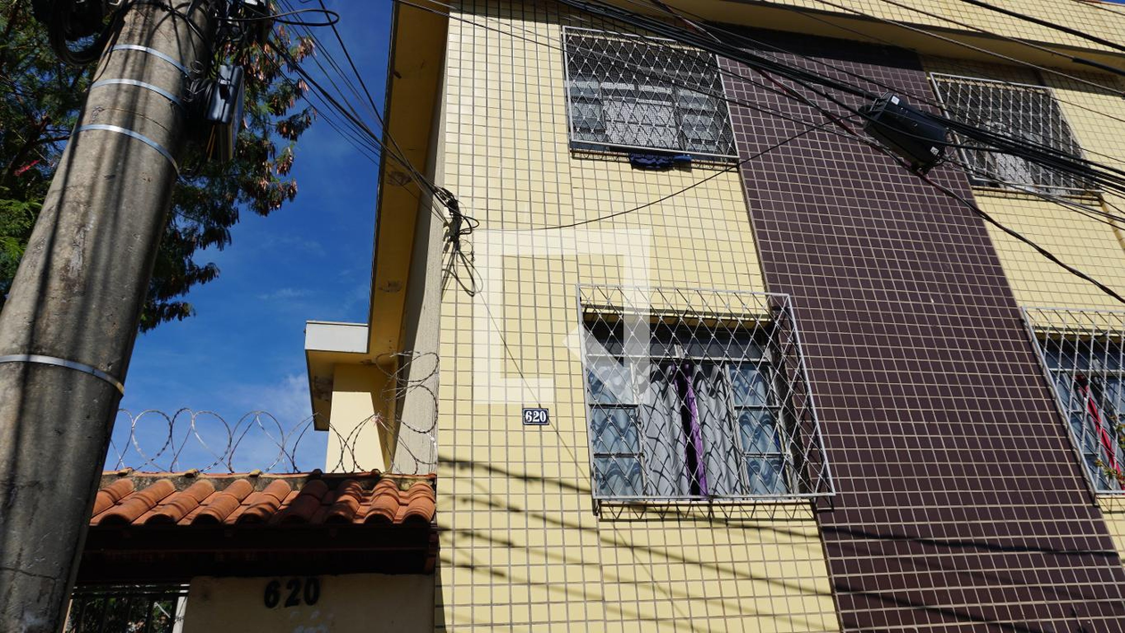 Fachada Condomínio em Rua Desembargador Mario Matos, 620