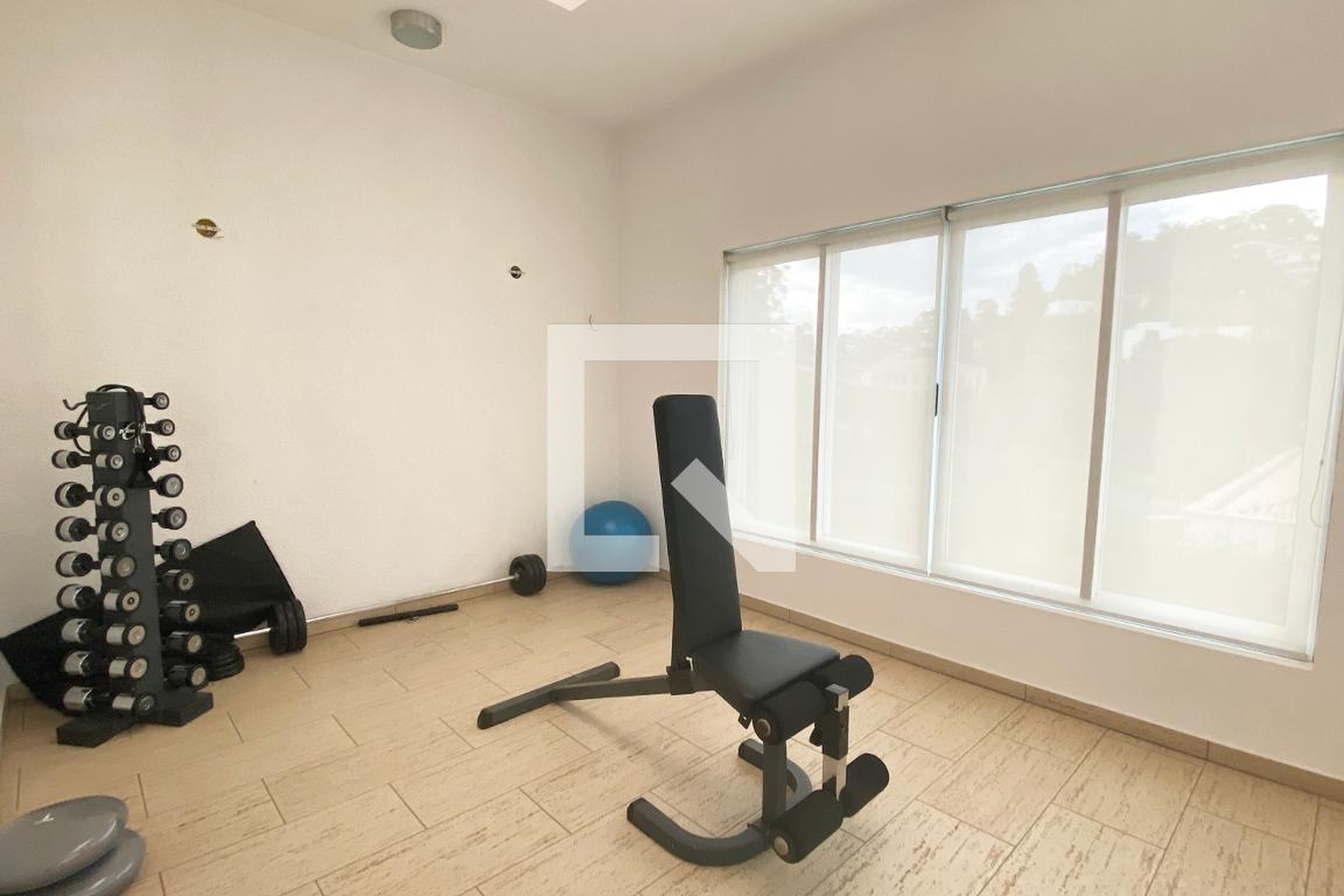 Academia - RESIDENCIAL TAMBORE 01