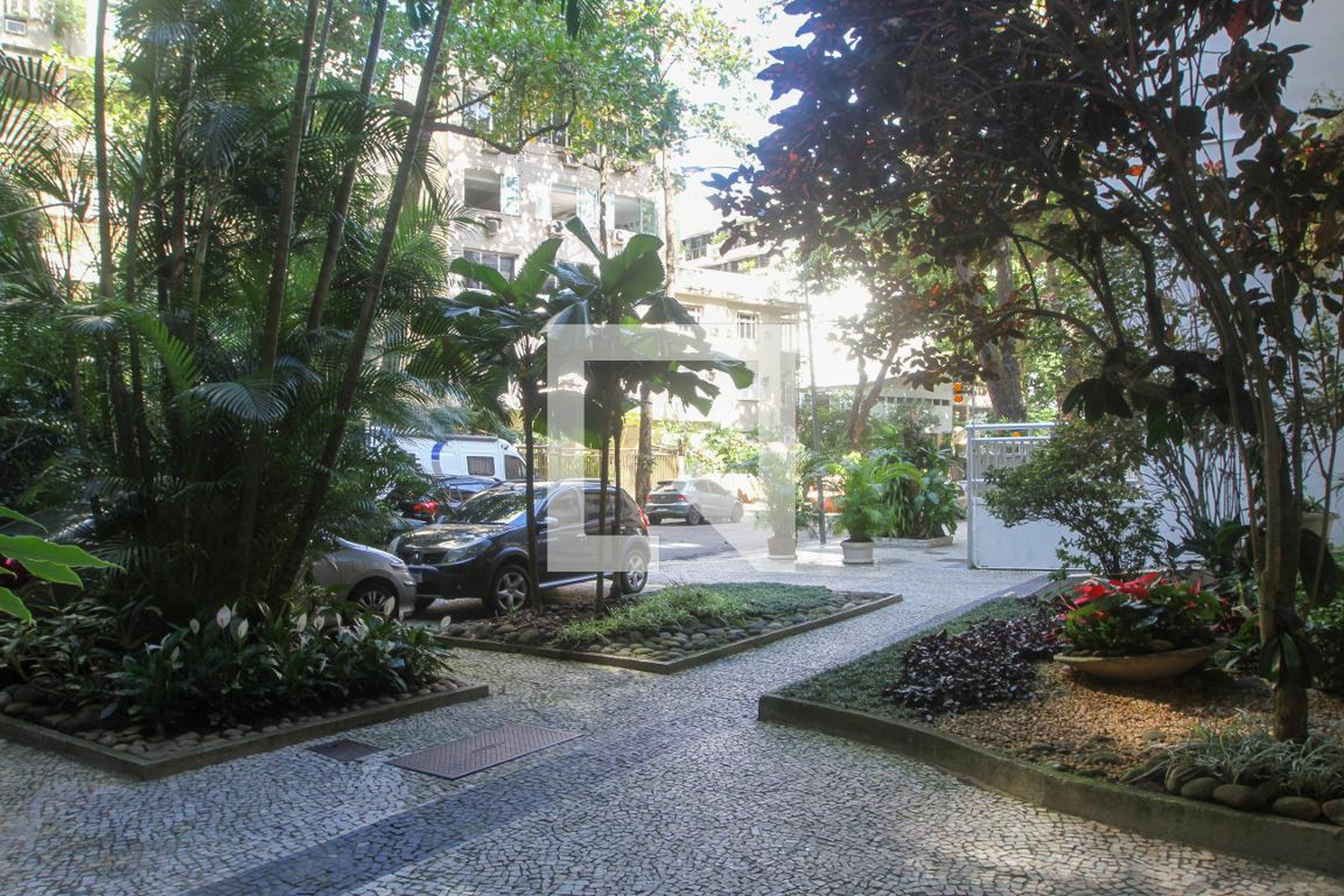 Entrada do Prédio - Edifício Vivendas de Ipanema