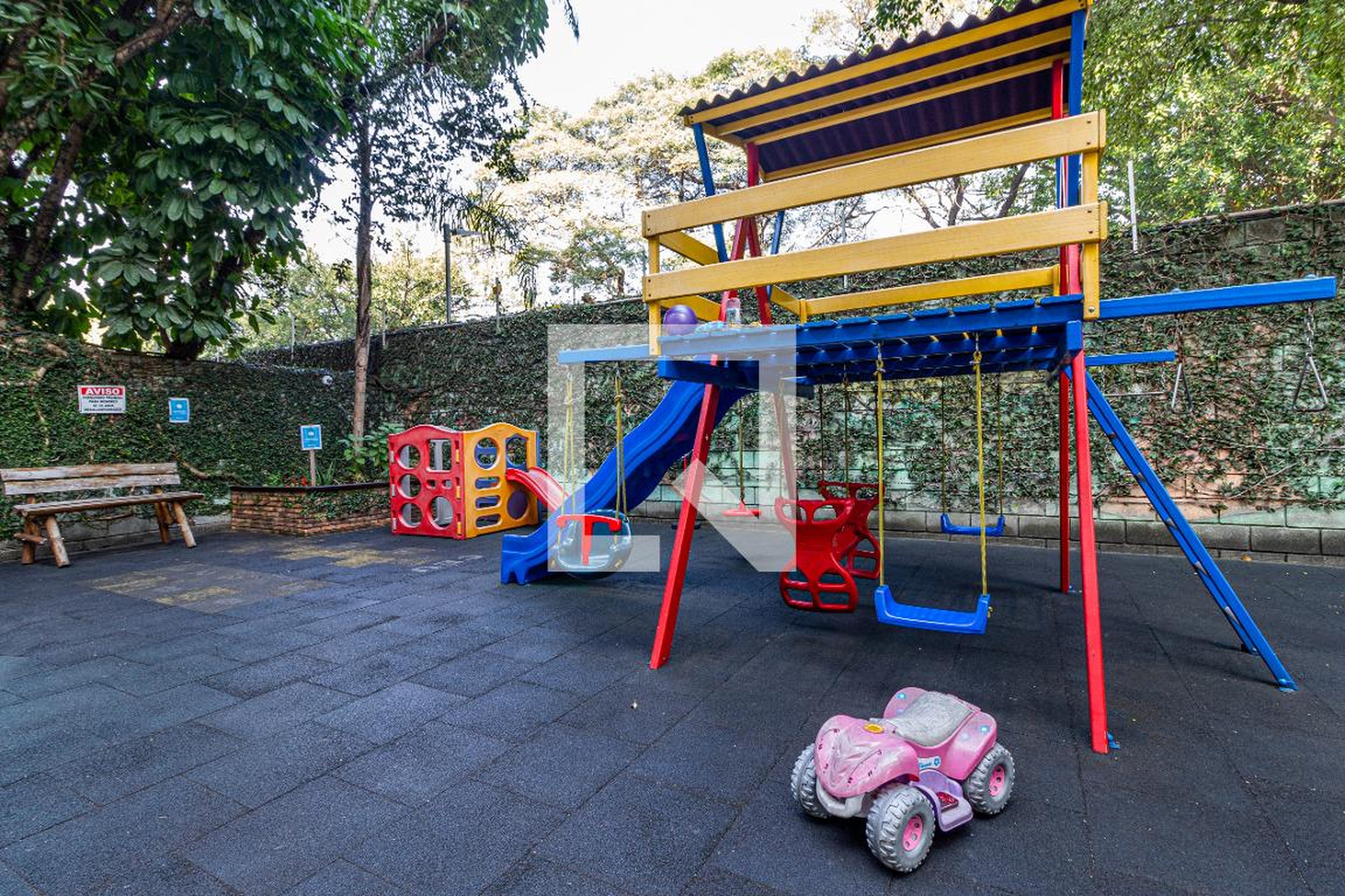 Playground - Conjunto Alvorada