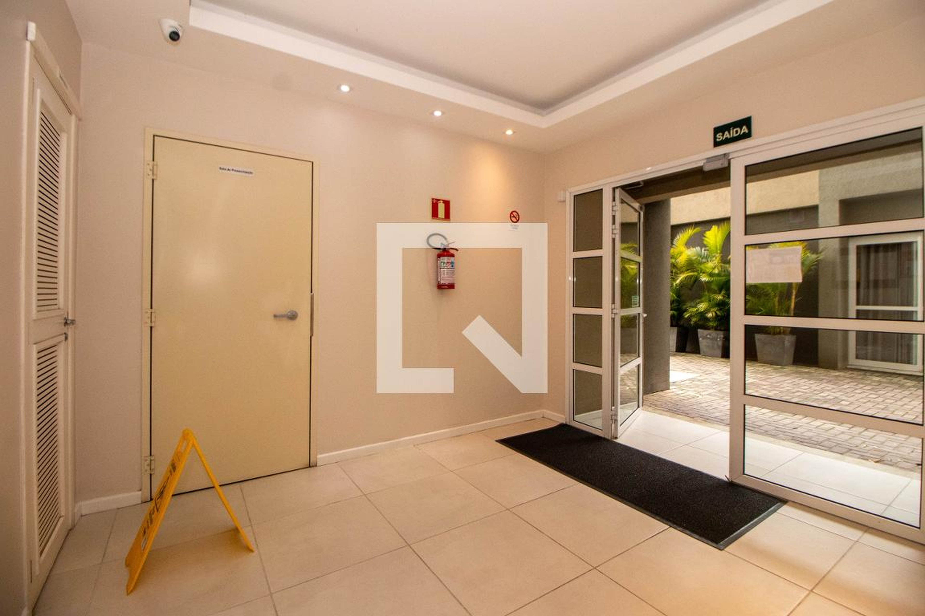 Hall de Entrada - New Life