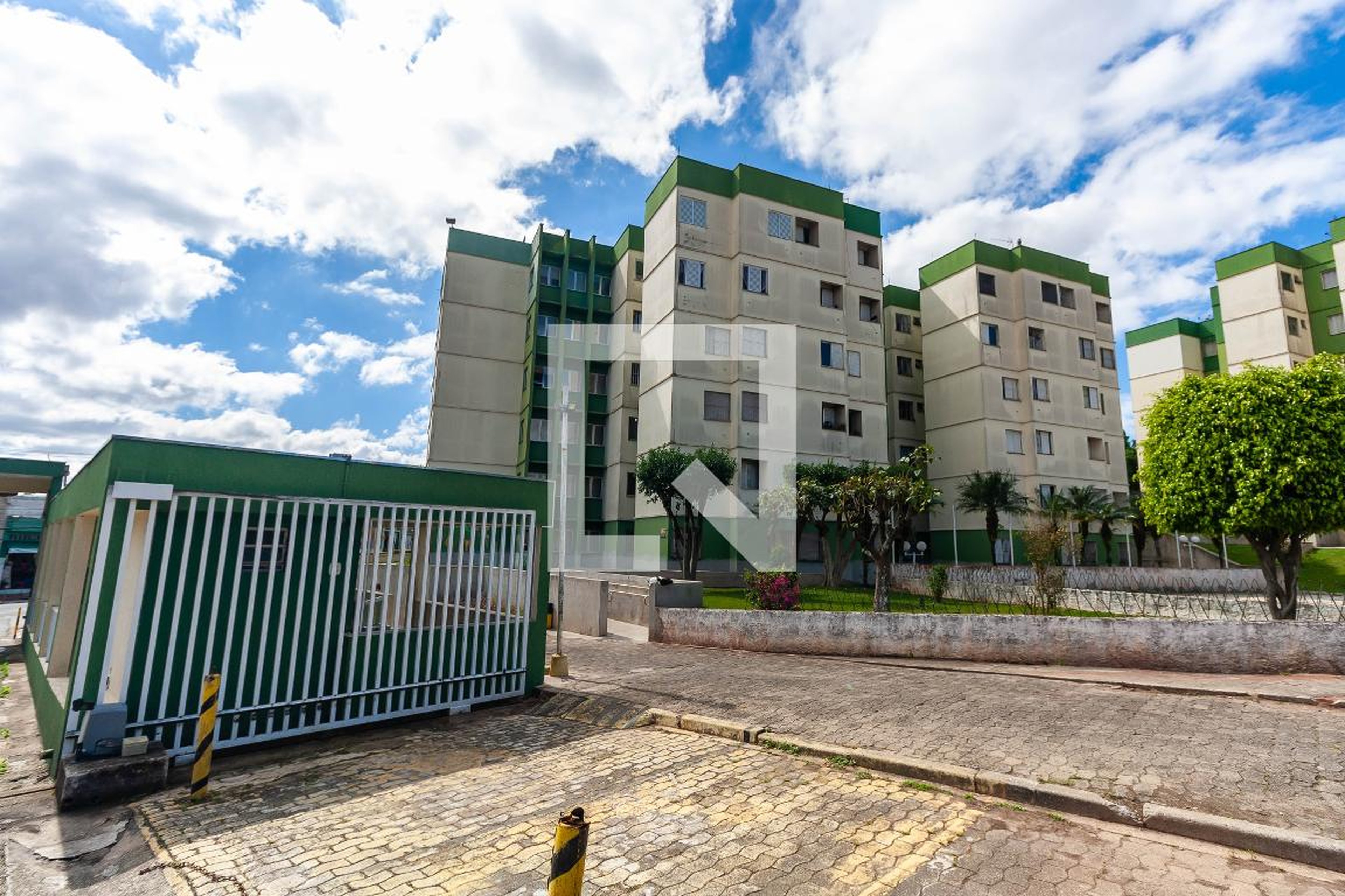 Condomínio - Conjunto Residencial Jardim Centenário