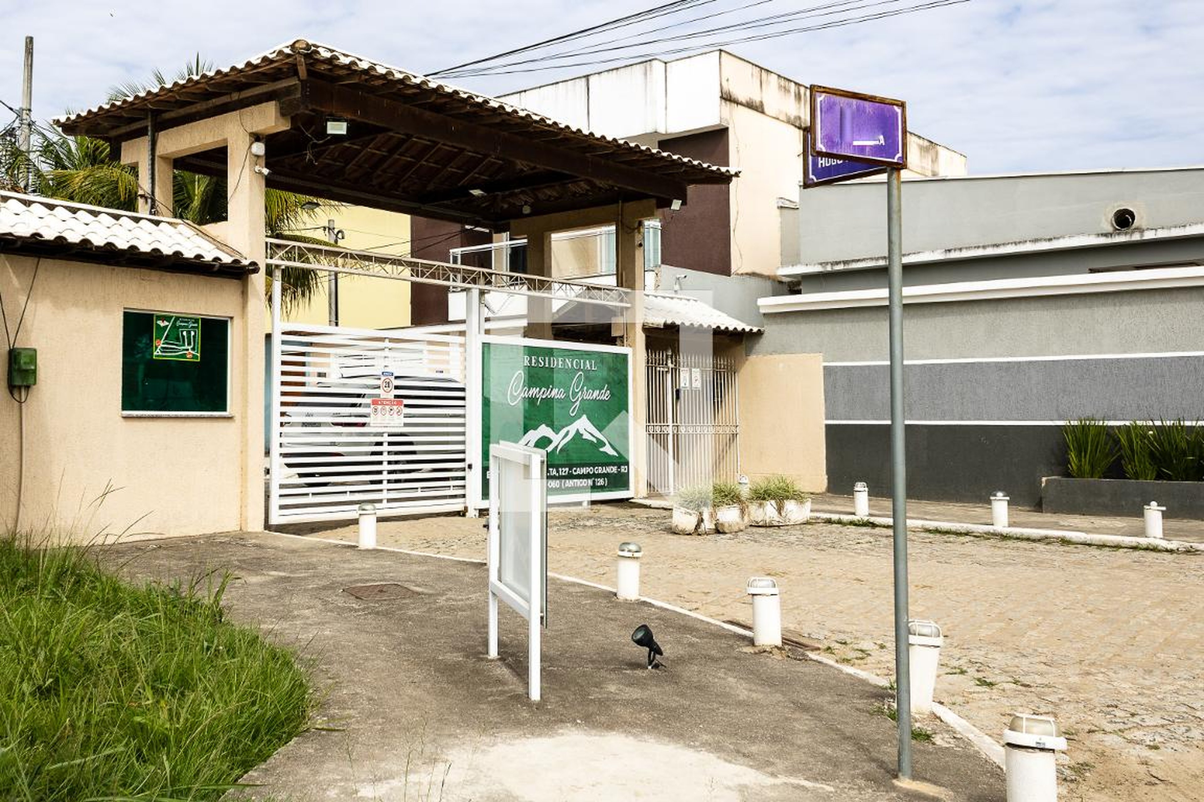 Fachada do Condomínio Condomínio em Rua Campína Grande, 126