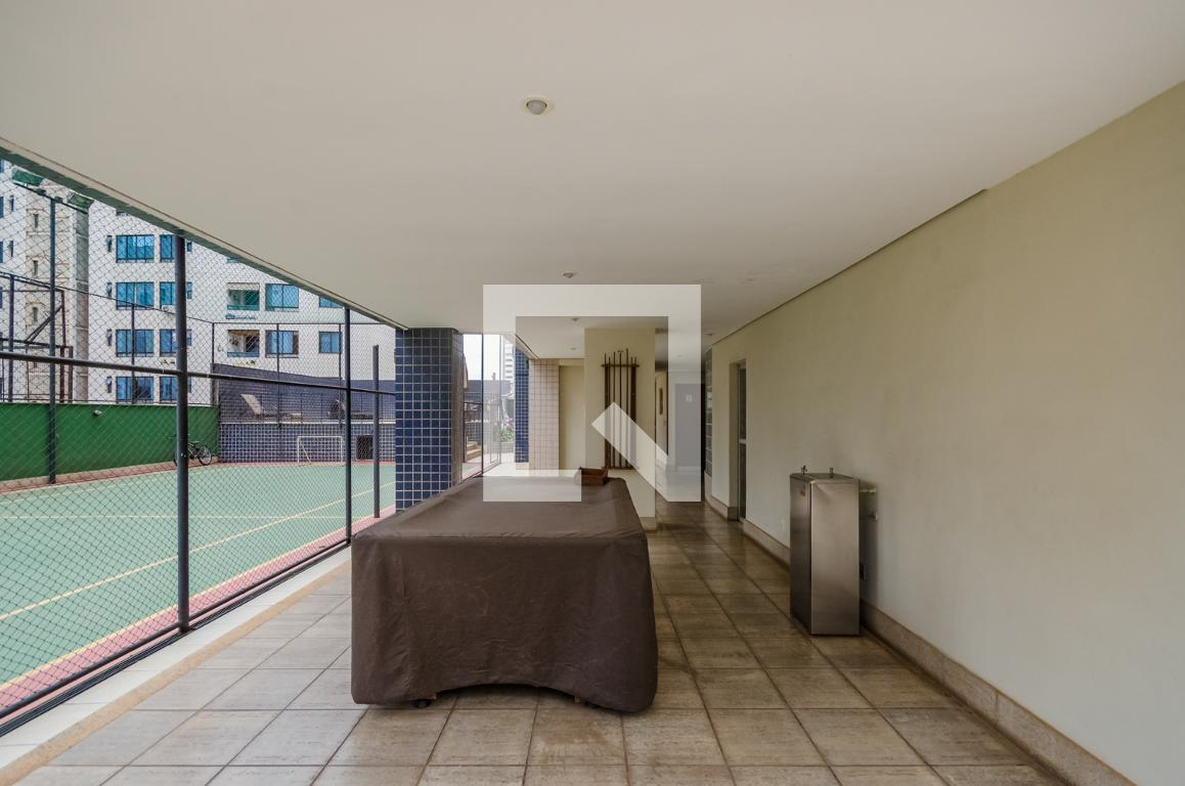 Salão de jogos - Via Detroit