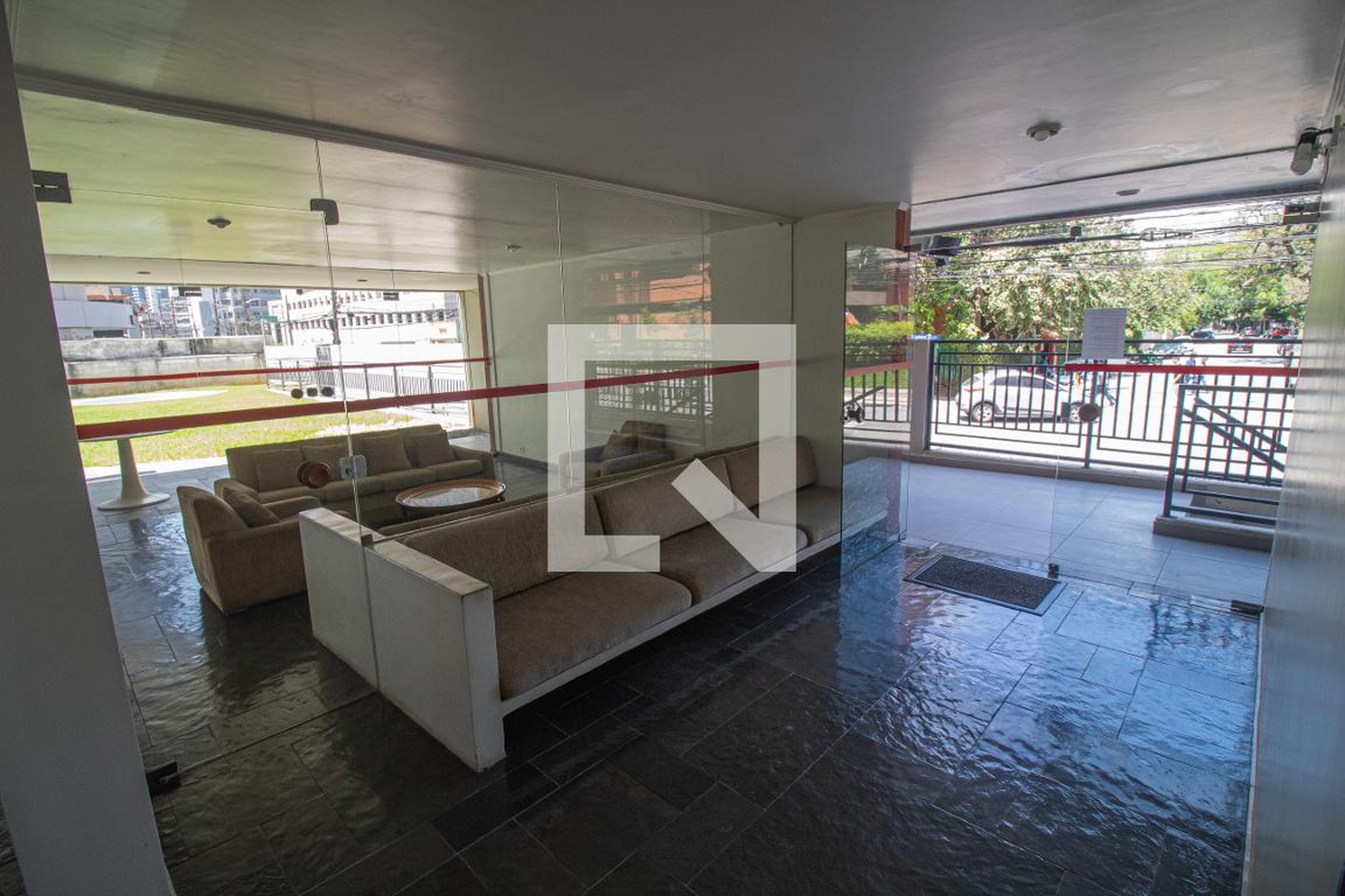 Hall de entrada - Edifício Colombe D Or